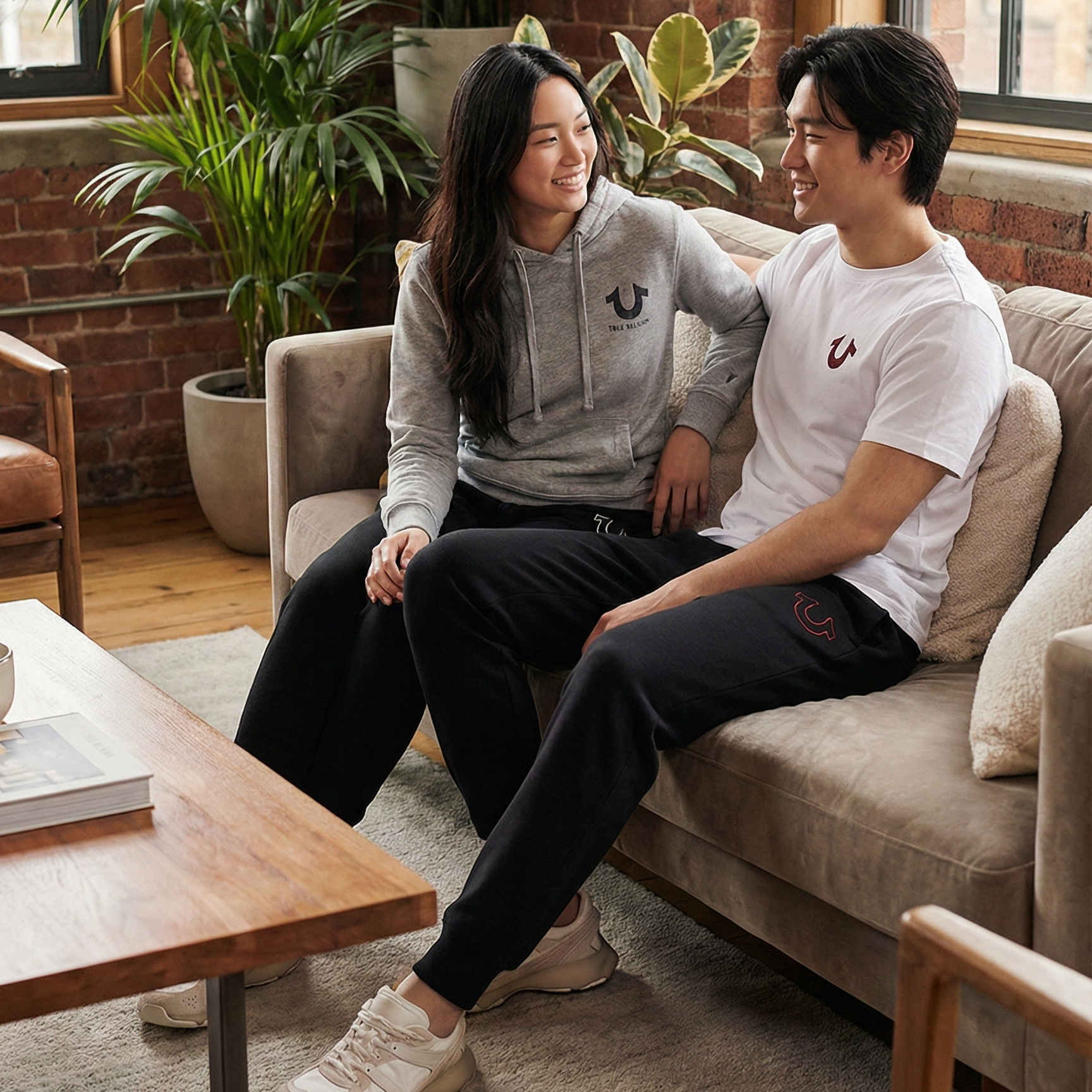 【預購】TRUE RELIGION H022007 男裝經典加厚標誌慢跑長褲