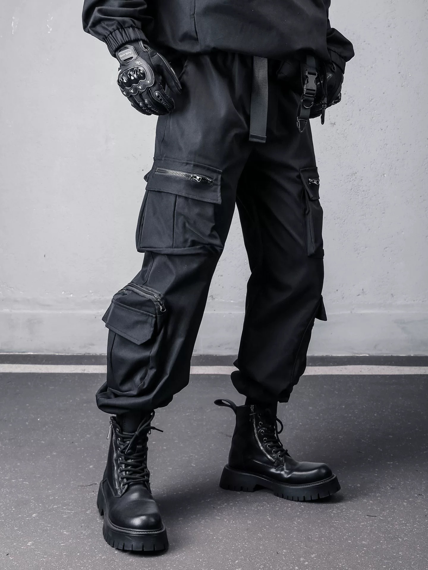 𝙏𝙀𝘾𝙃𝙒𝙀𝘼𝙍 機能多口袋工裝束腳長褲