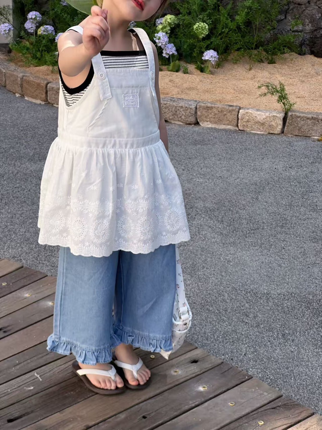 小清新荷葉邊牛仔寬褲