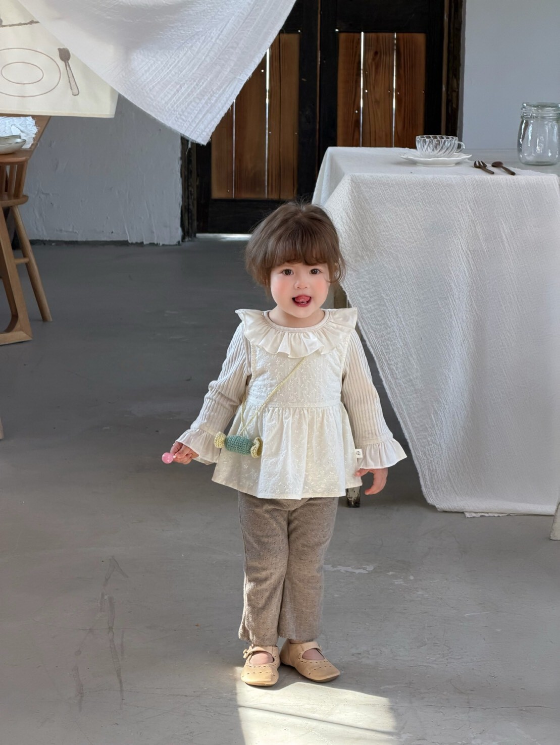 螺紋荷葉領上衣