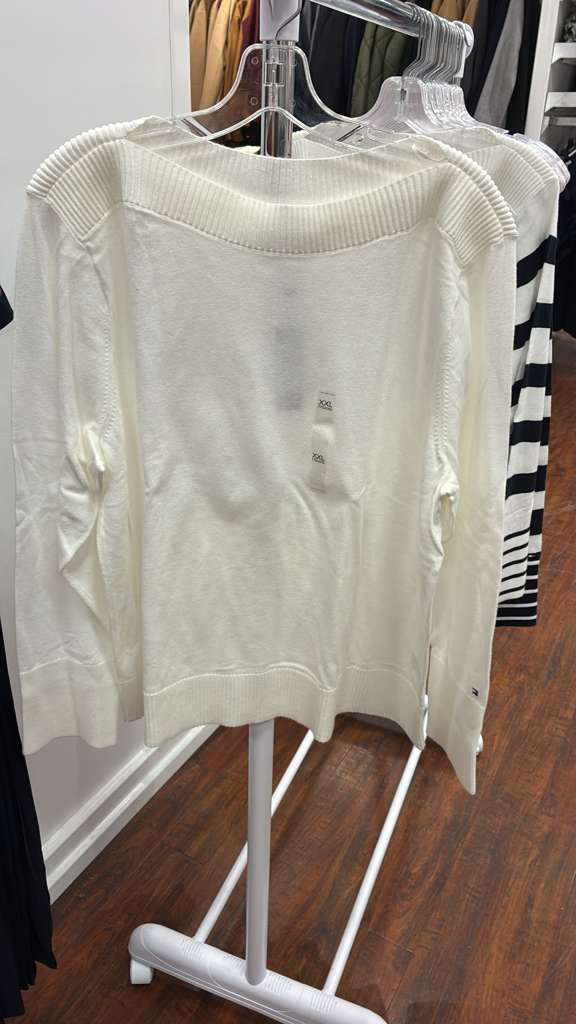 VO004 Tommy Hilfiger 淨色長袖上衣 白色