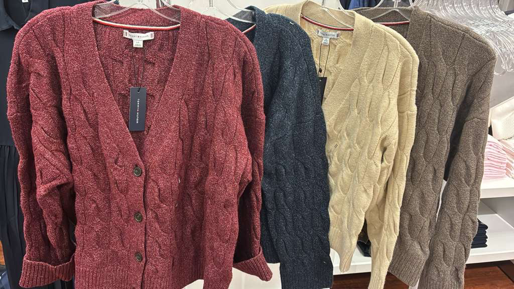 VO005 Tommy Hilfiger 淨色開胸外套