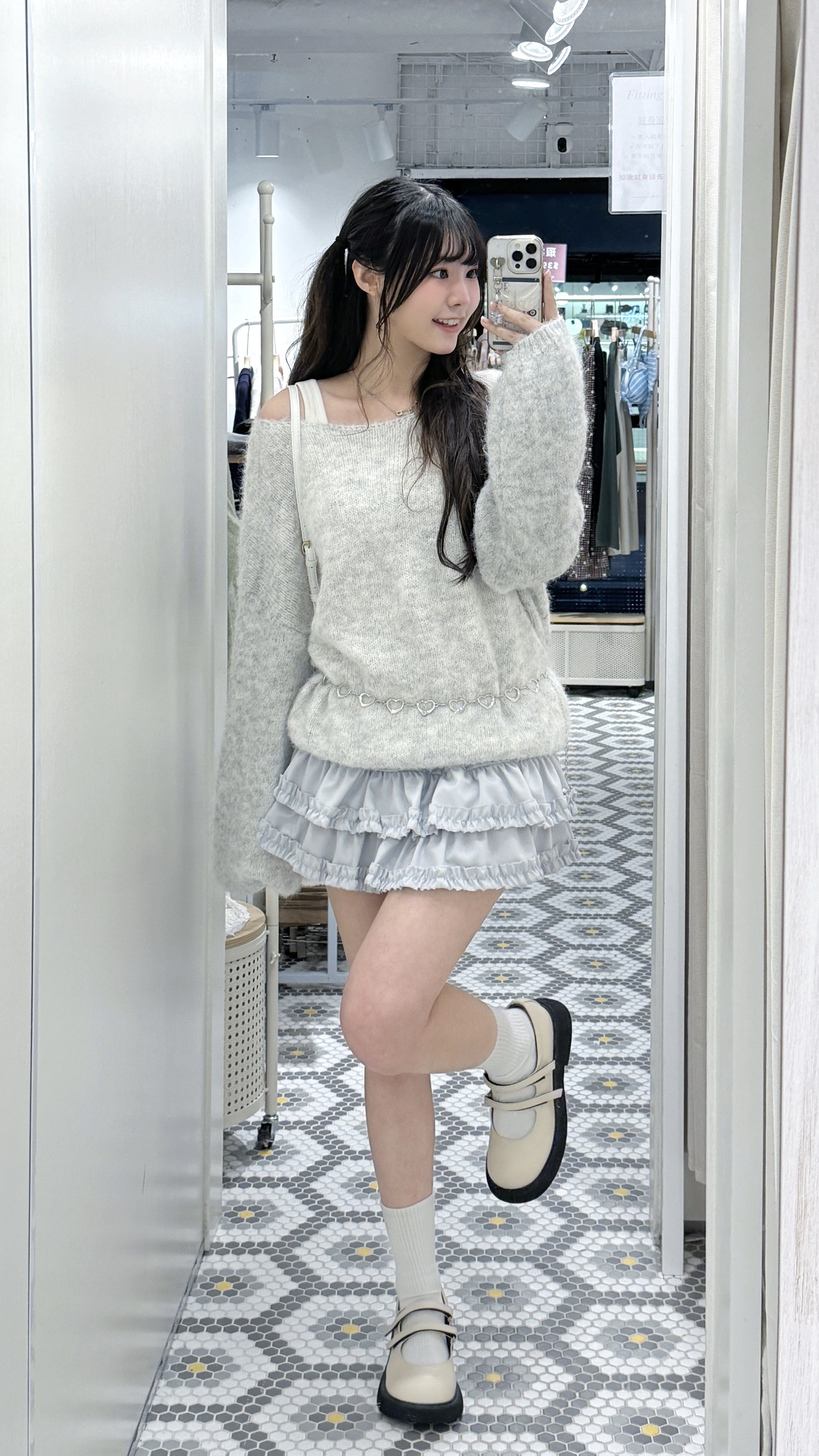 D0455｜可愛感滑滑料木耳邊三層短裙