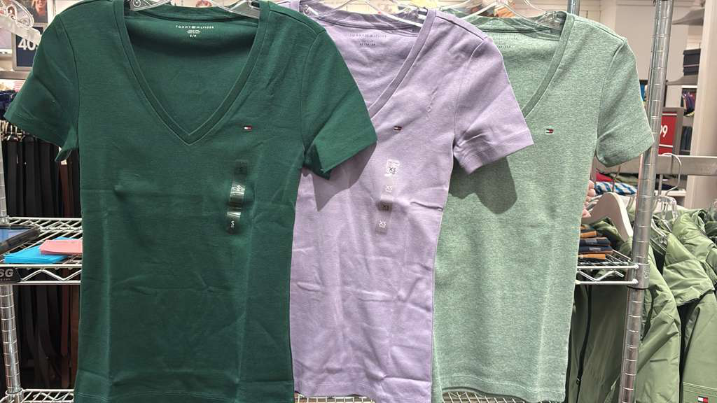 VO013 Tommy Hilfiger V領修身短TEE