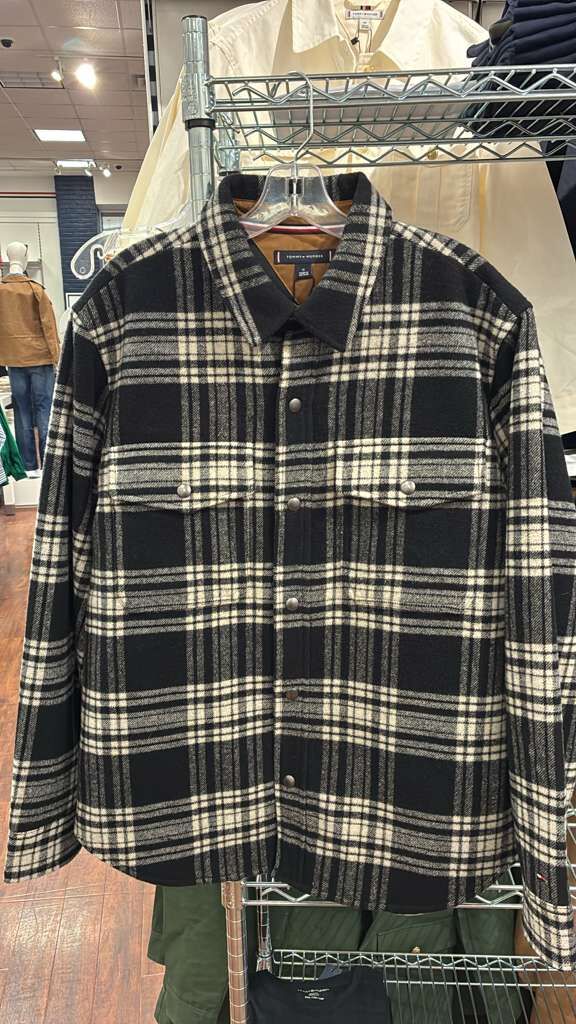 VO037 Tommy Hilfiger 格仔黑白色上衣