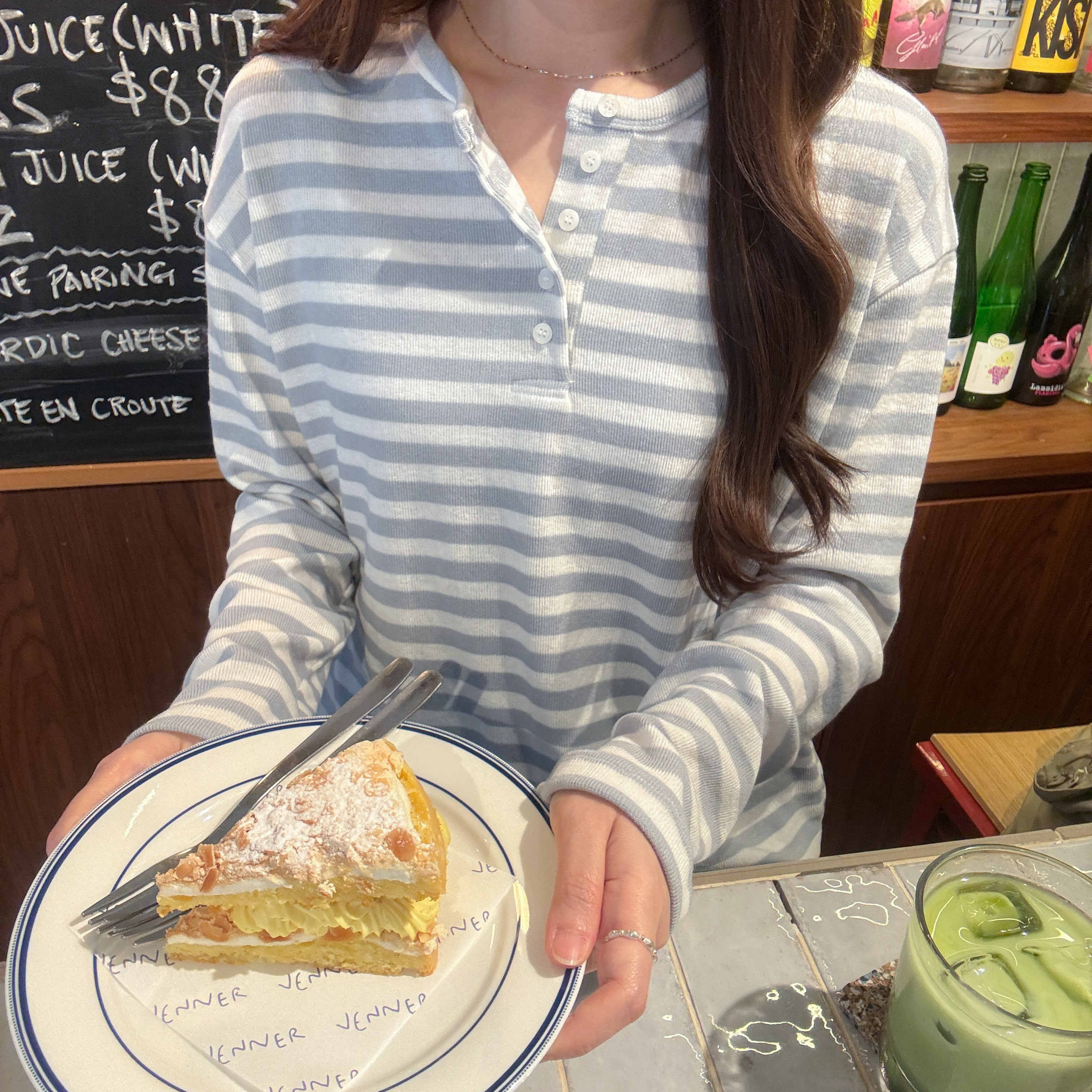 半開鈕橫間棉tee