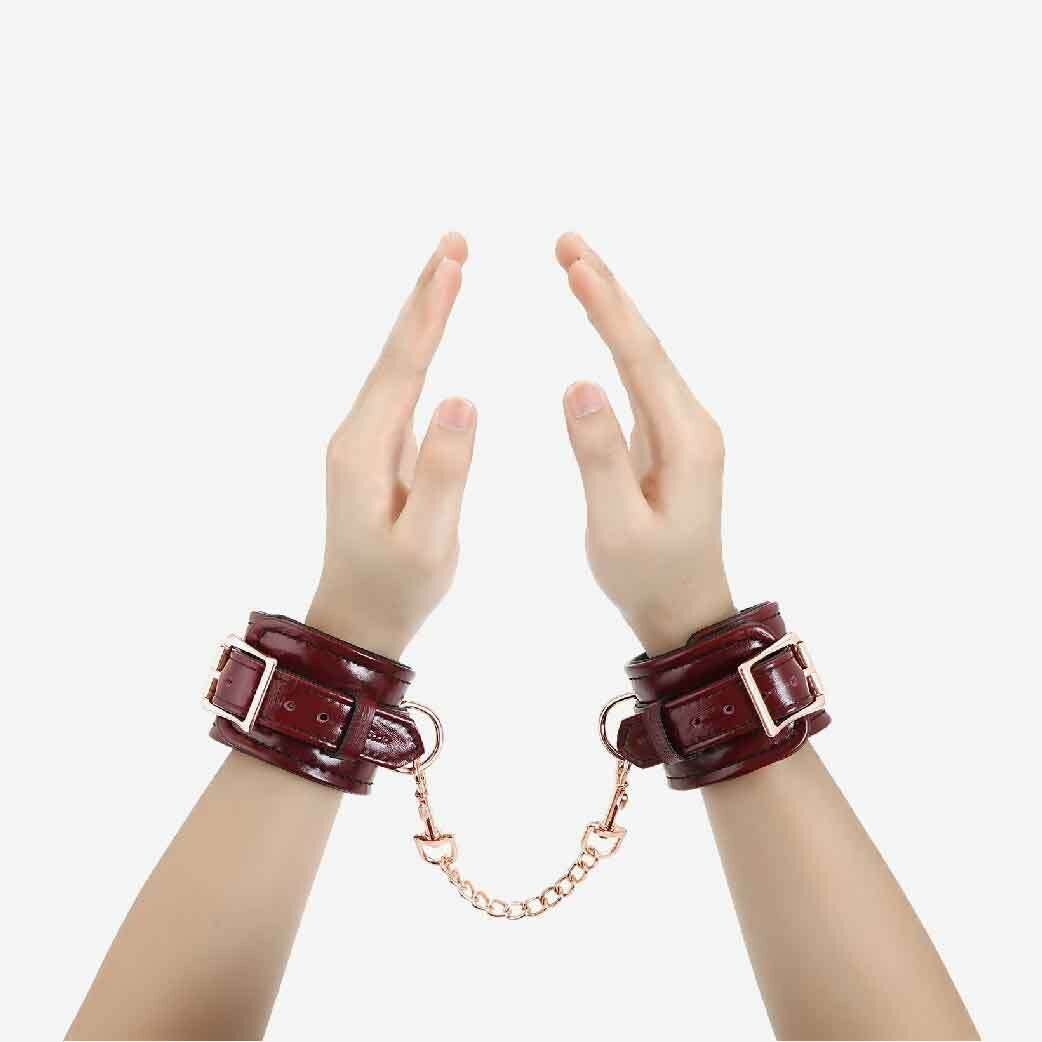 Liebe Seele 皮革手銬 酒紅色