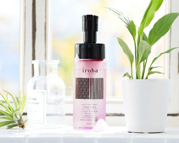 Iroha INTIMATE WASH 私密沐浴乳 玫瑰和天竺葵味【期間限定】