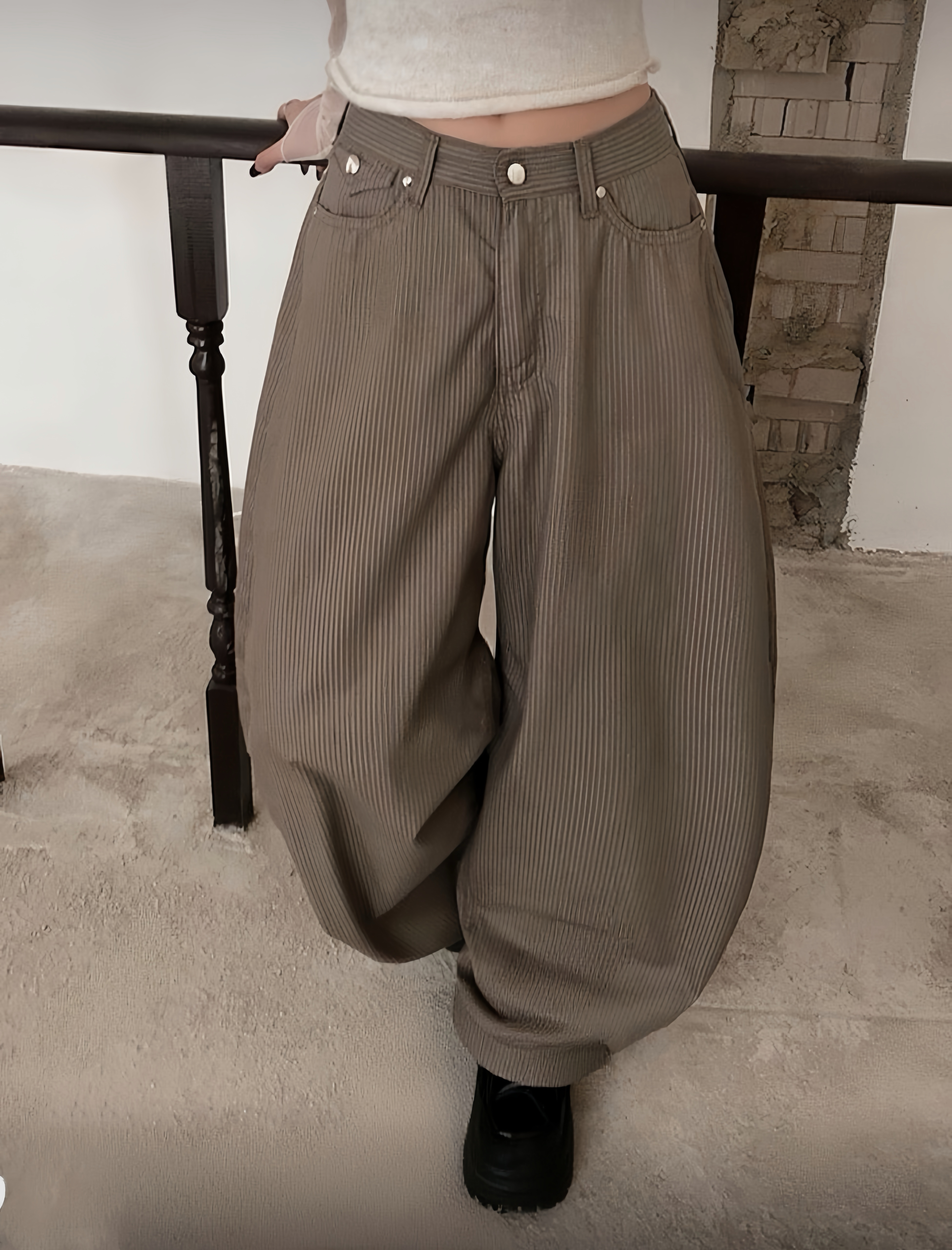 [2026新款] 高腰直紋闊身牛仔褲