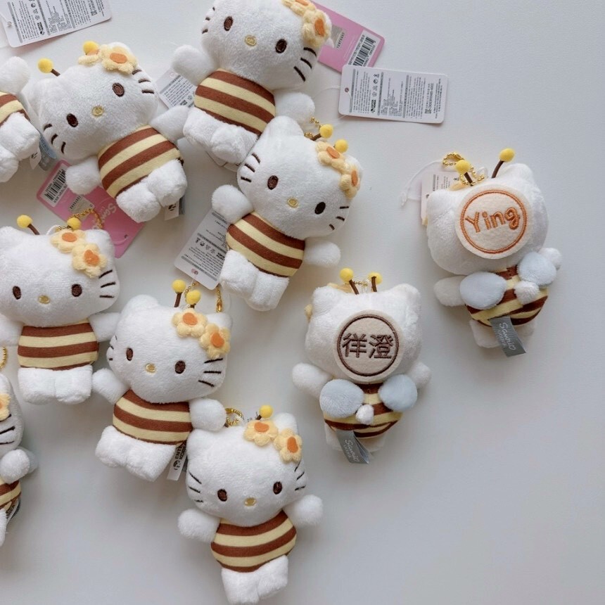 韓國｜Sanrio 蜜蜂凱蒂貓客製化刺繡姓名吊飾