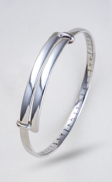 JA260220-M87-DDB2484-鍍白金 SIZE : 55/50/45/40mm-材質:#925 硬銀- 大白傘蓋佛母 手鐲 改為旦形 不開較-(預計4月頭到貨，只限尖沙咀門店自取不包郵)