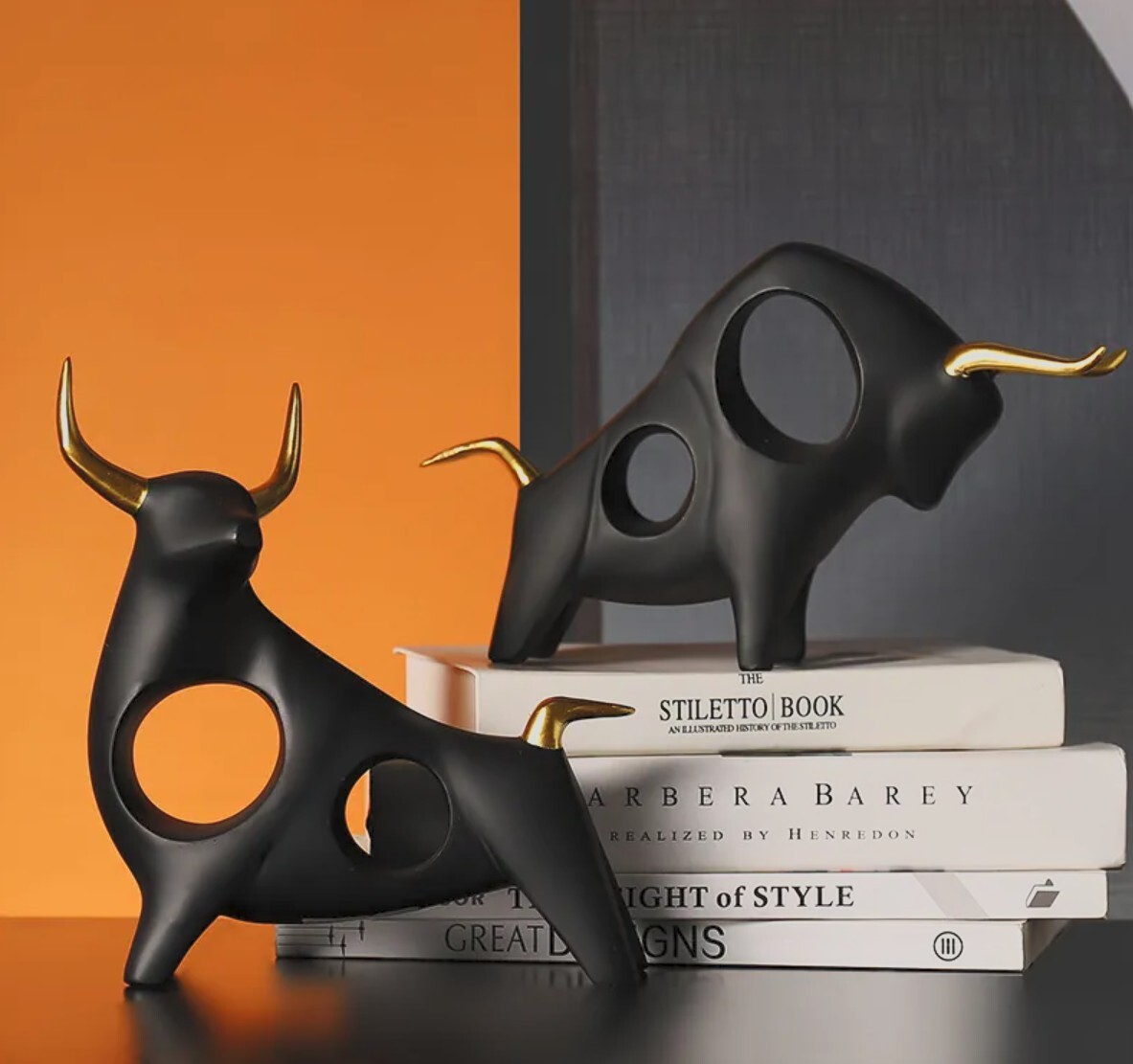 現代創意牛擺飾