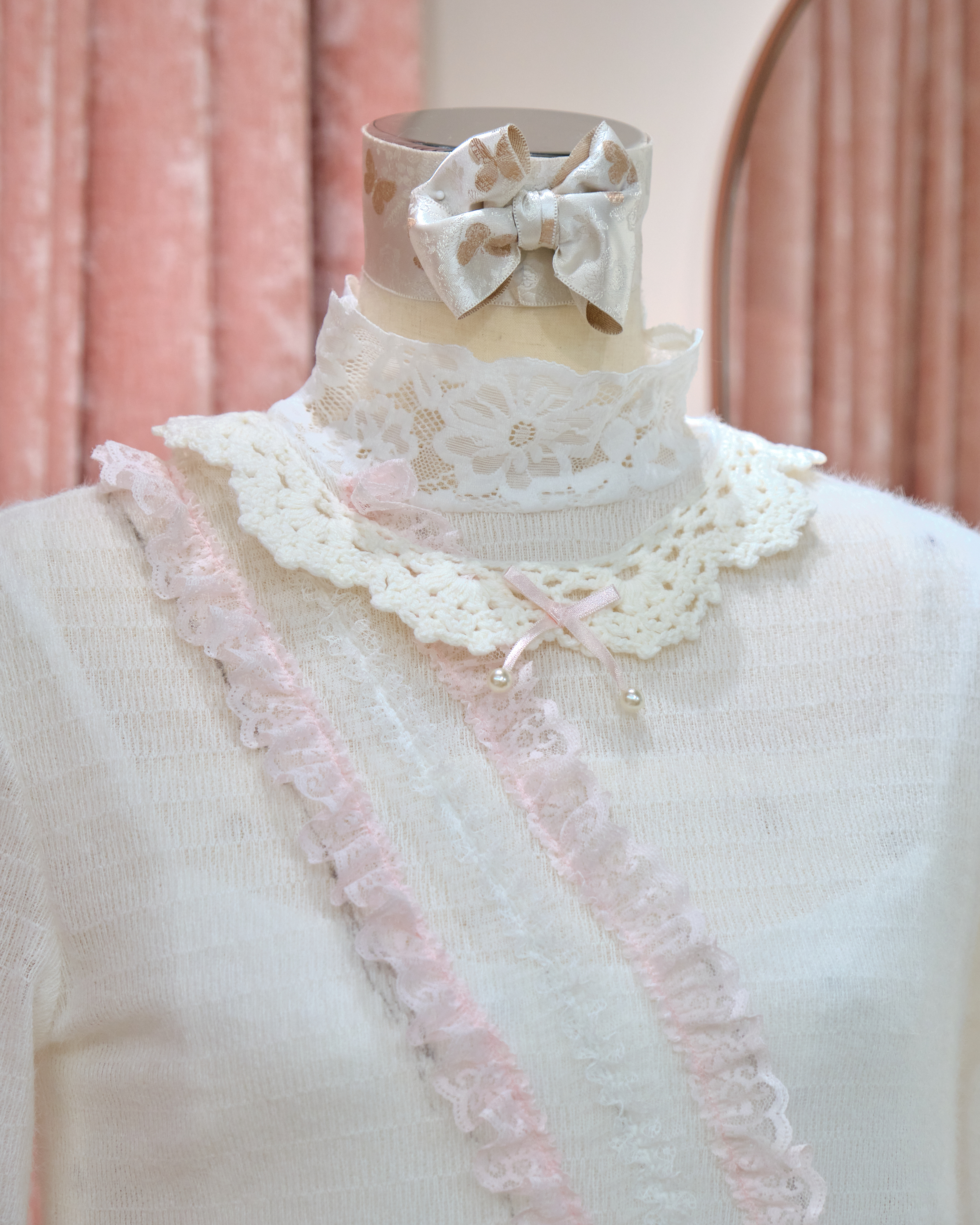 13345 Cream Lace Princess Collar Knit Series