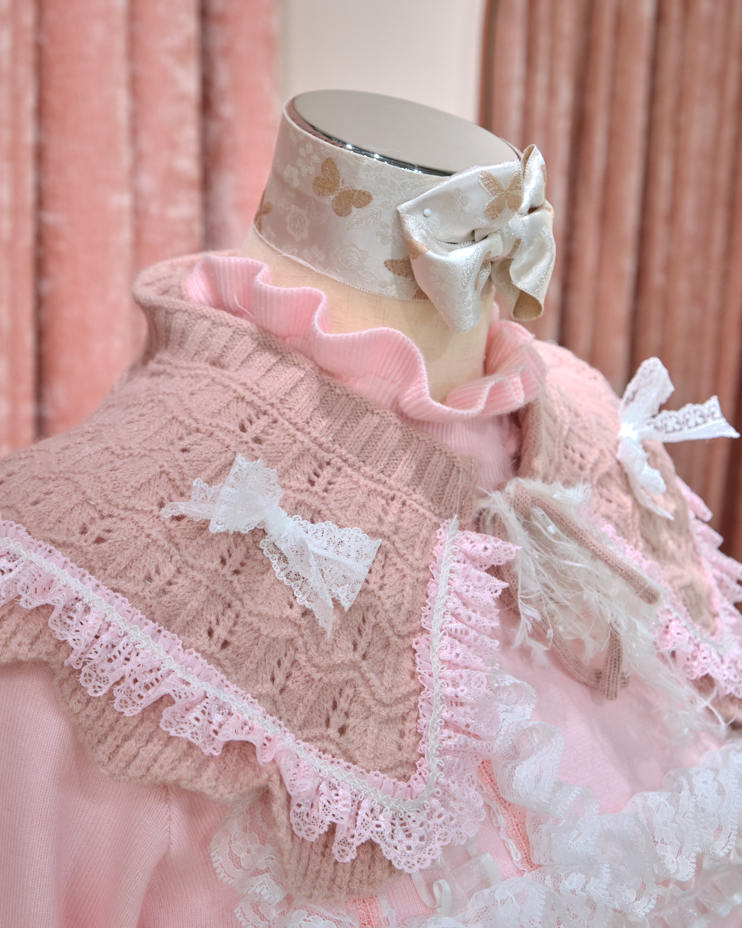 13343 Cream Lace Princess Collar Knit Series