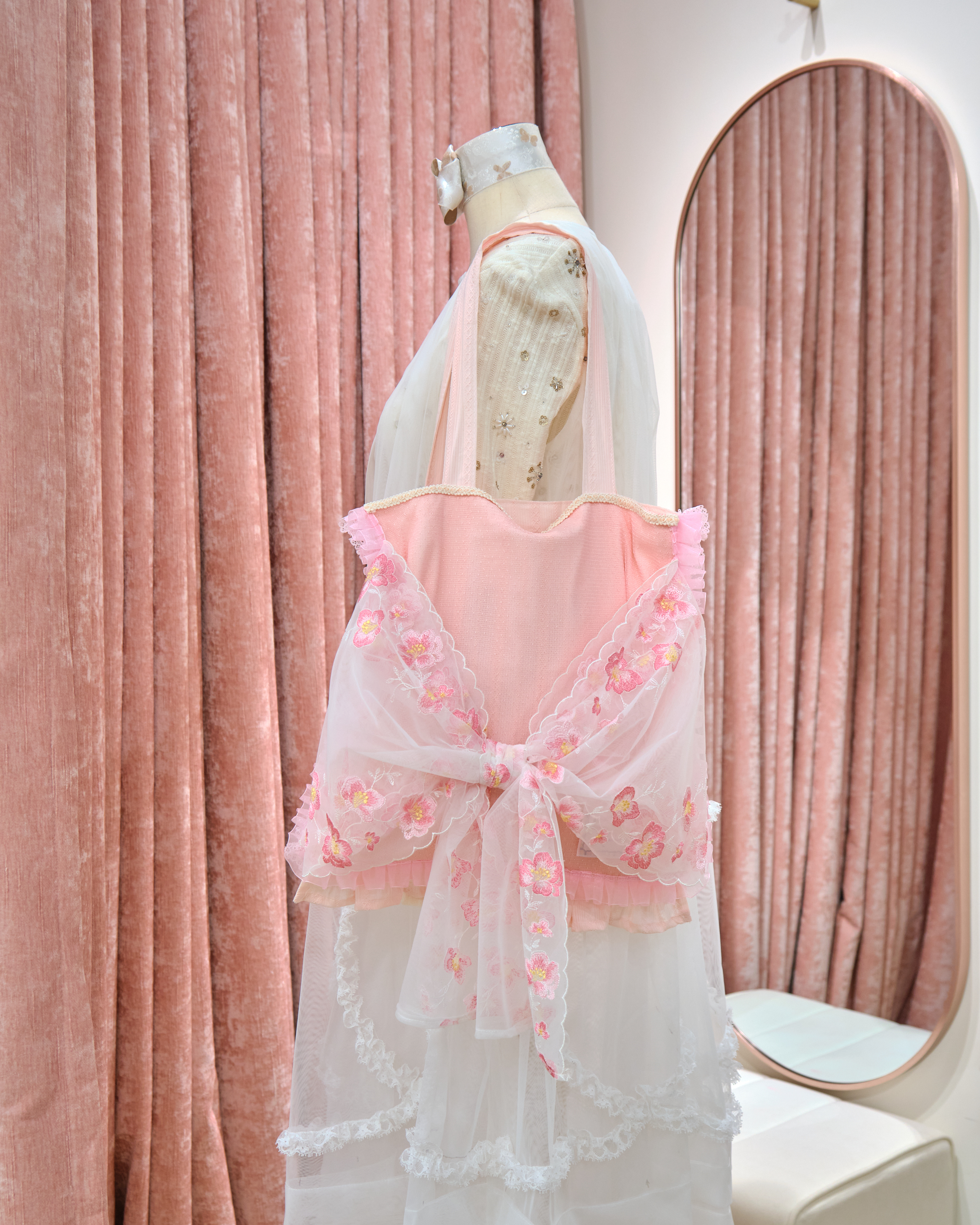 13328 Heart Blossom Ribbon Quilted Dream Tote Bag