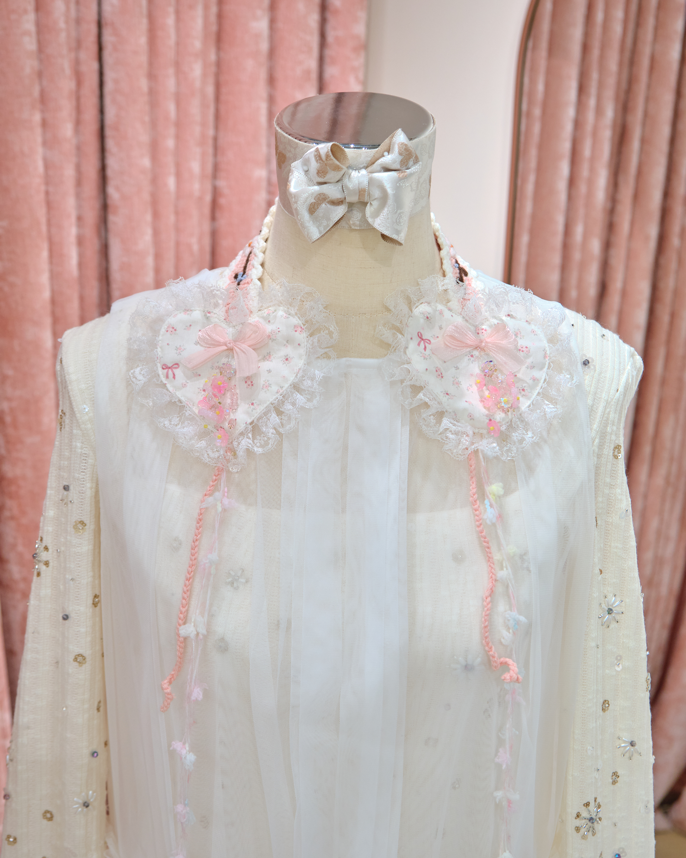 13316 Heart Blossom Dream Earmuff Headband