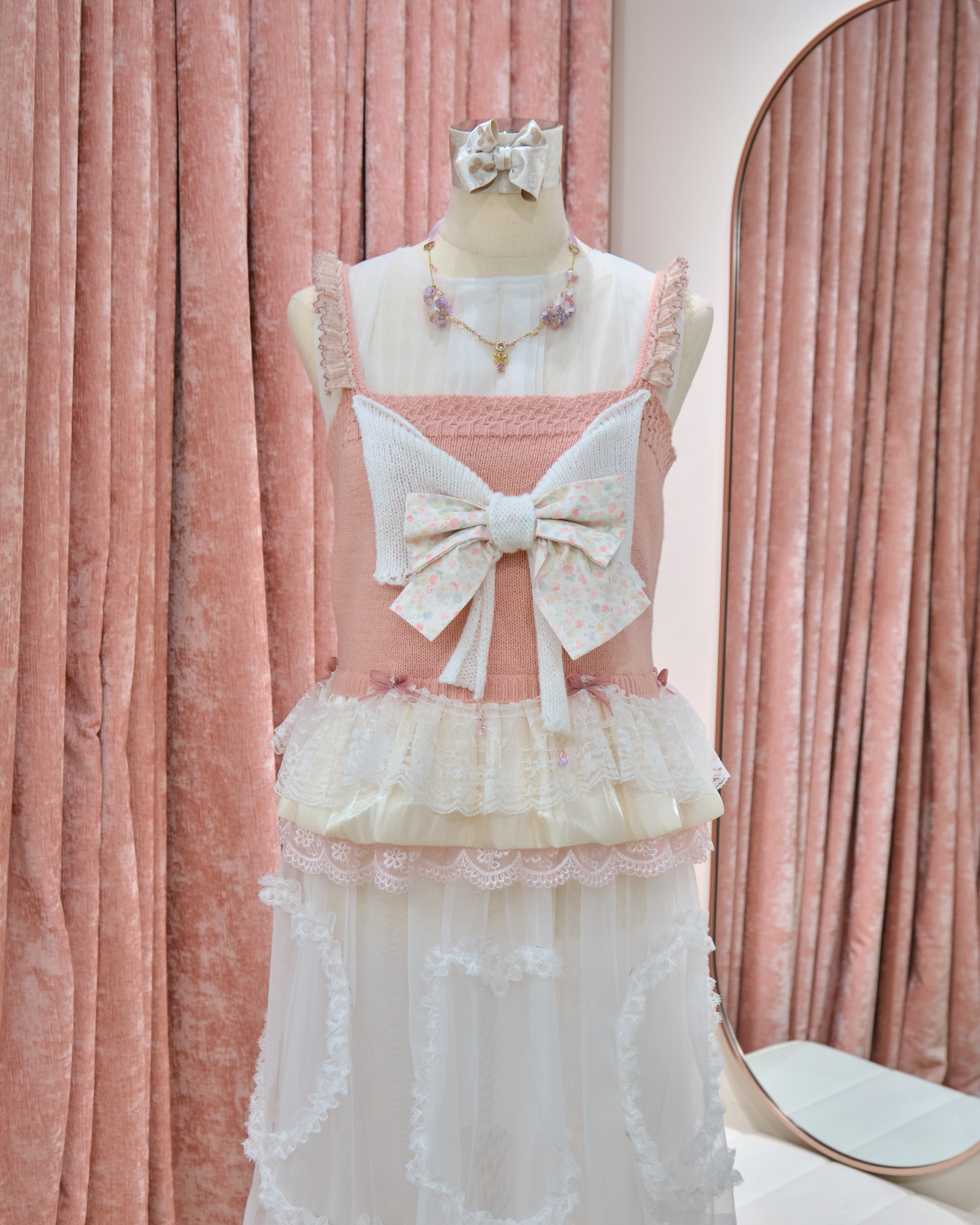 13309 Frost Cloud Bow Doll Knit Vest