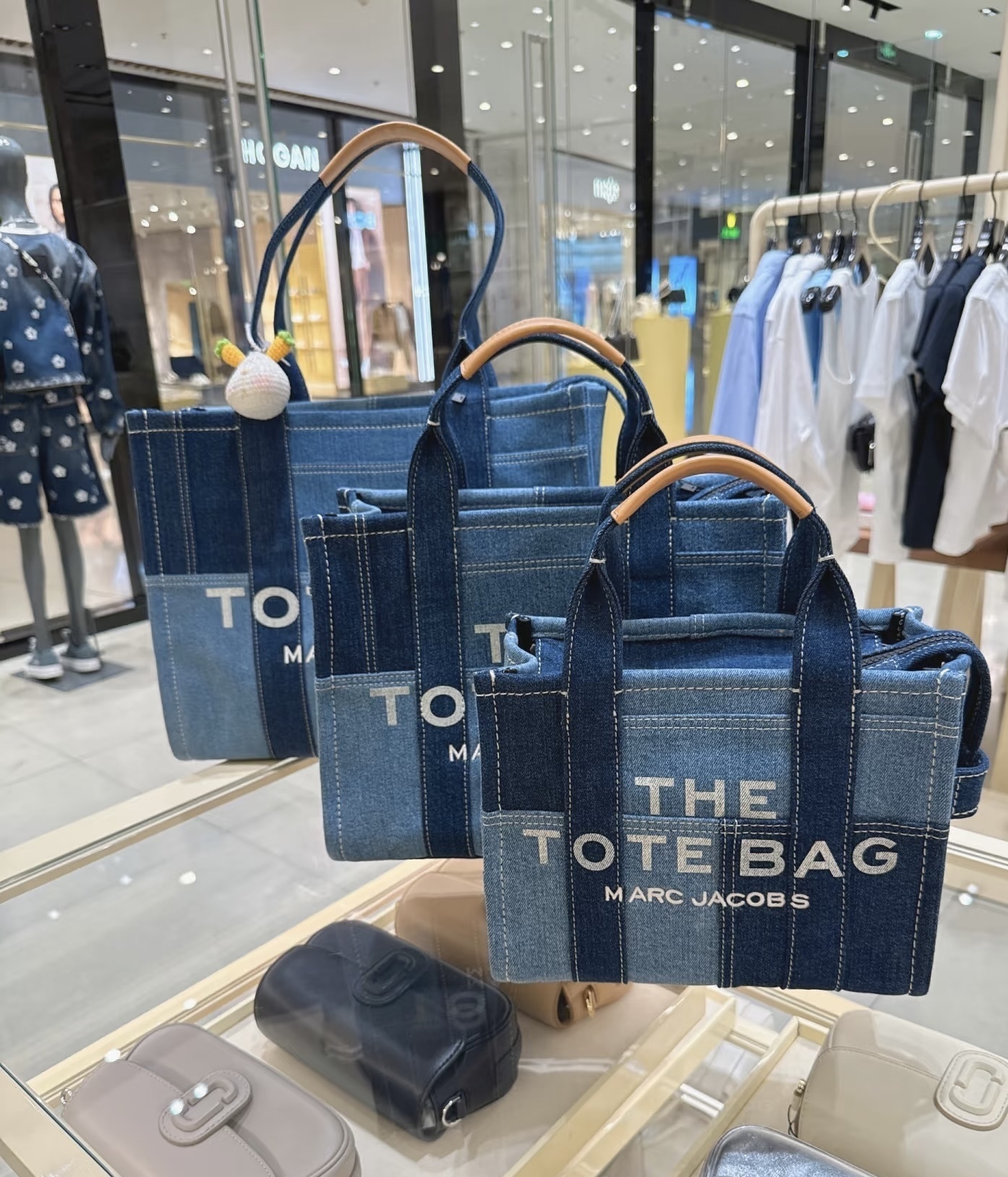 【直播】Marc Jacobs L120424 牛仔拼色tote包