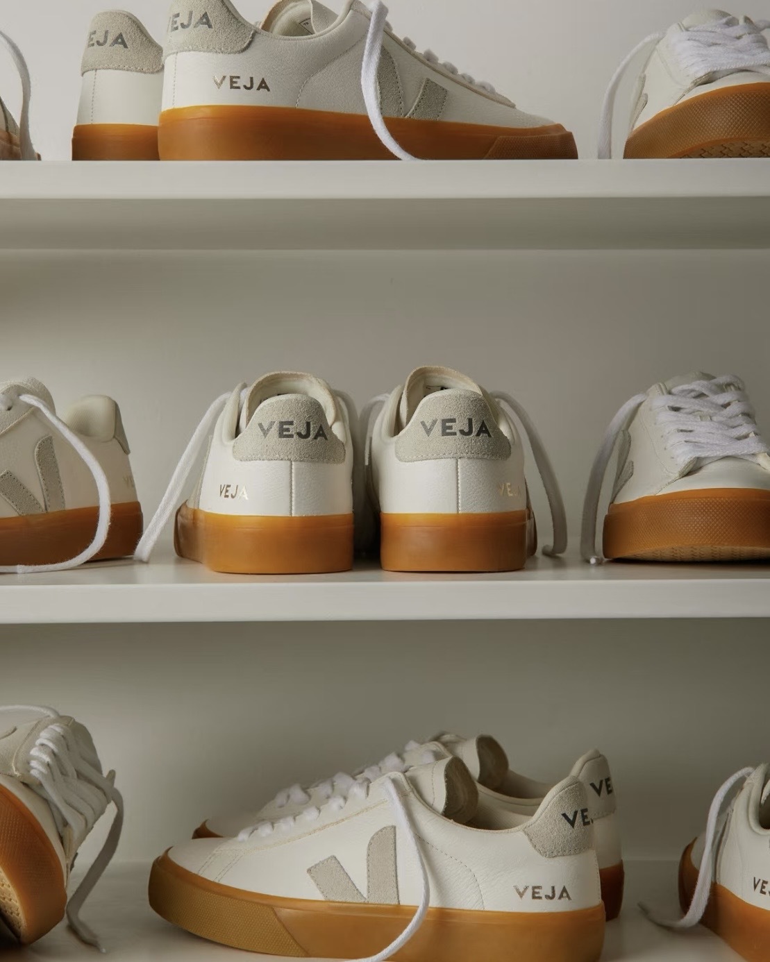 【現貨】Veja Campo 焦糖底 經典 皮革 板鞋 白