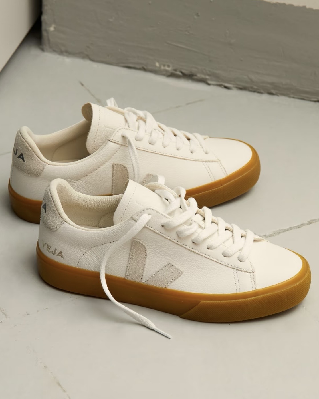 【現貨】Veja Campo 焦糖底 經典 皮革 板鞋 白