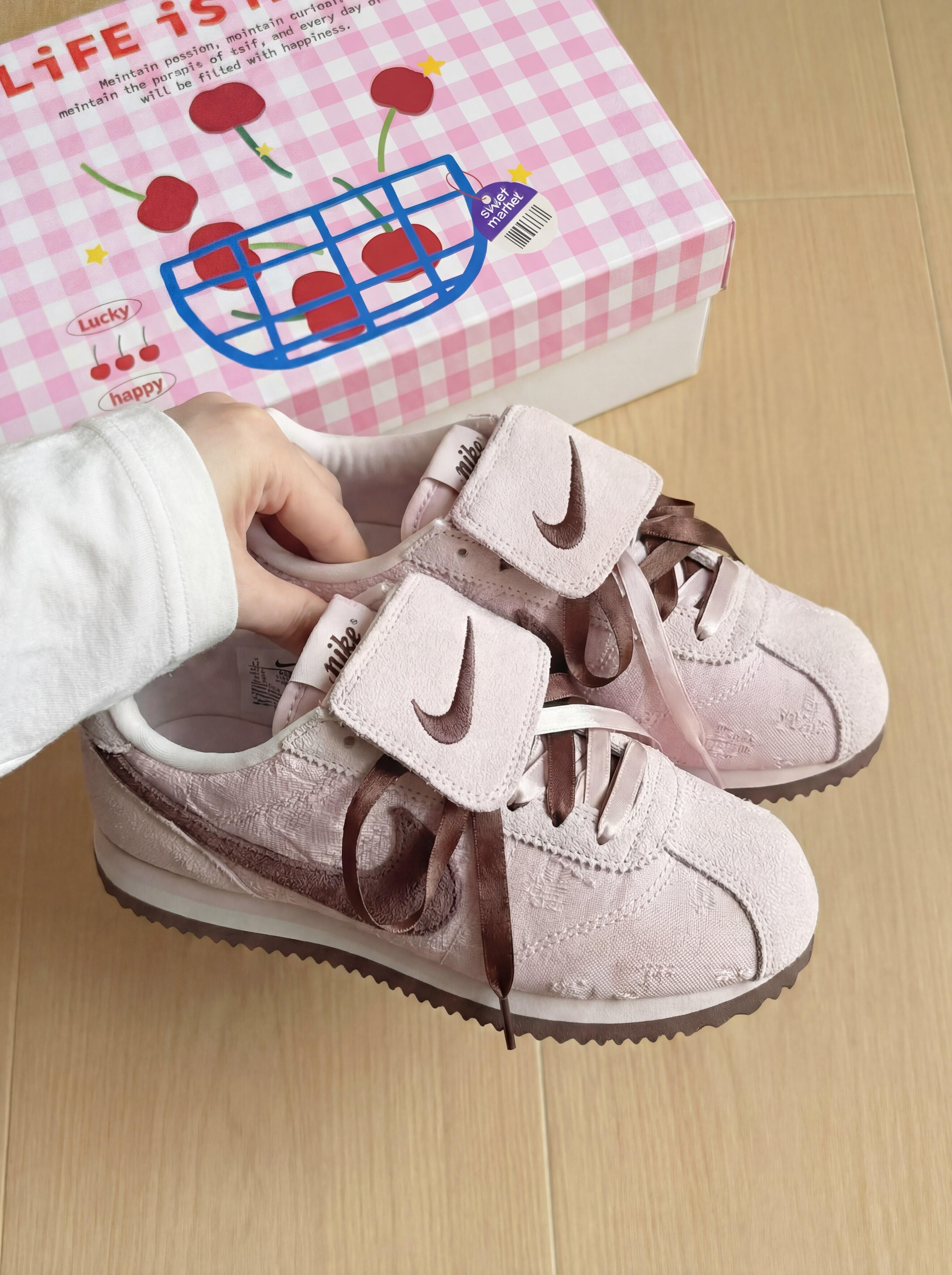 Nike Cortez Textile 乾燥玫瑰粉 櫻花粉棕 麂皮 翻蓋阿甘鞋 IQ3624-667/預購