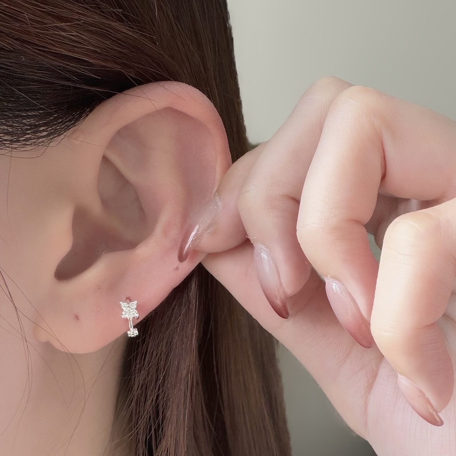 Y50四葉草極小圈純銀易扣