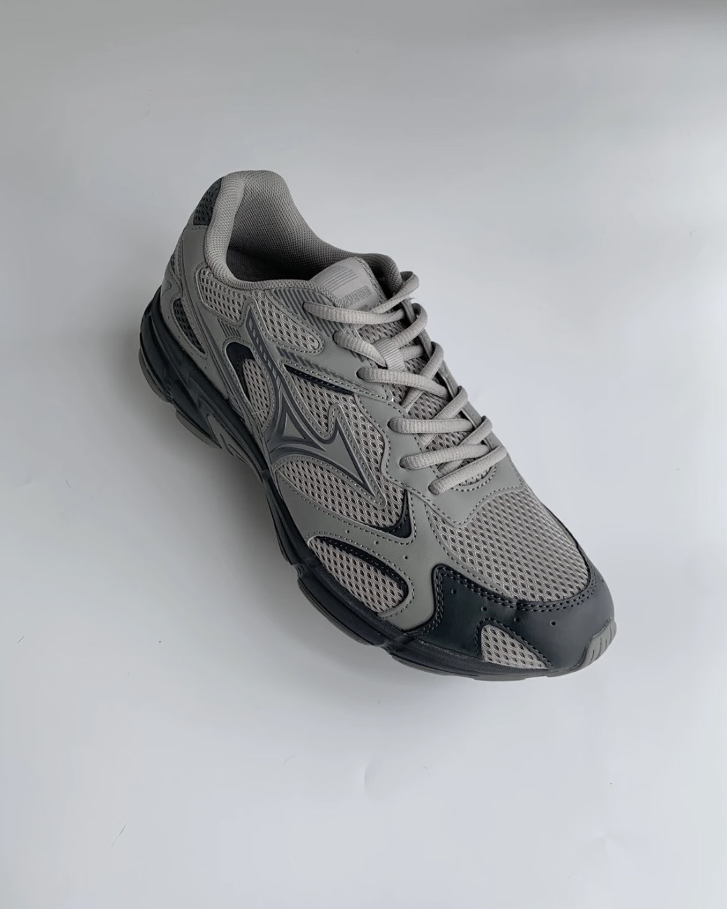 【現貨】Mizuno Cyclone Speed 2k 慢跑鞋 老爹鞋 網布 異材質 拼接 冷灰