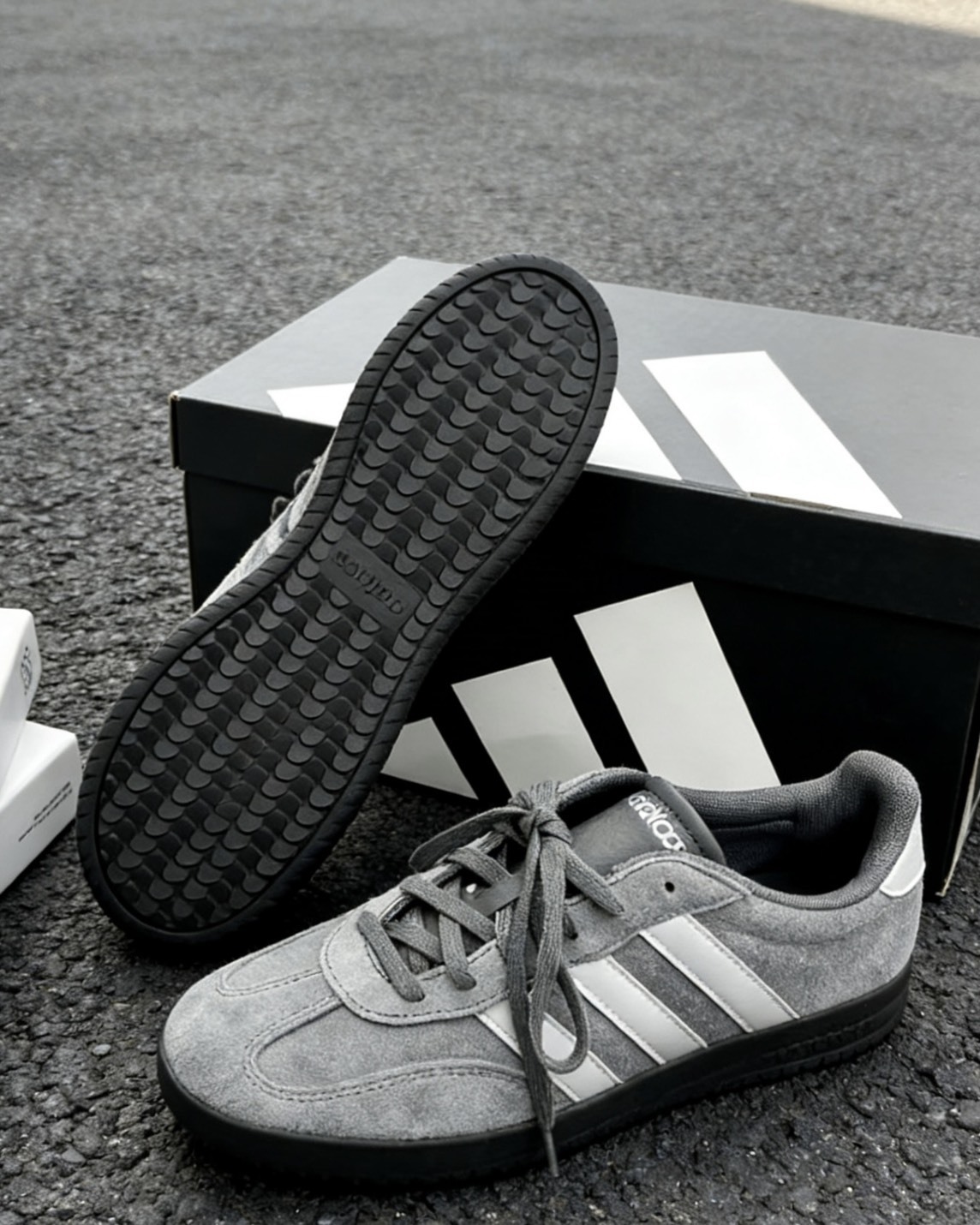 【預購】ADIDAS BARREDA 灰銀 KH6999