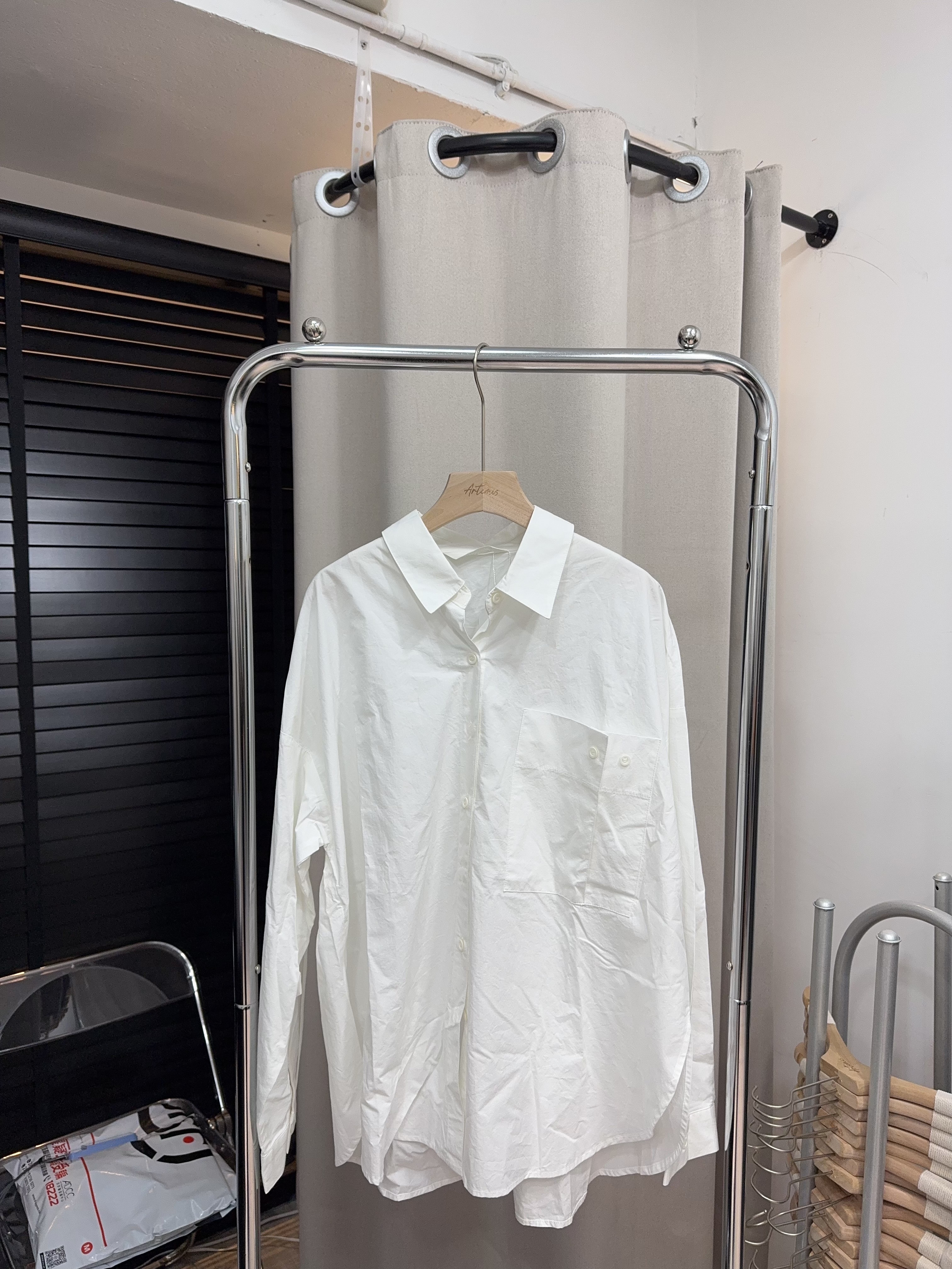 OVERSIZE白色poket裇衫