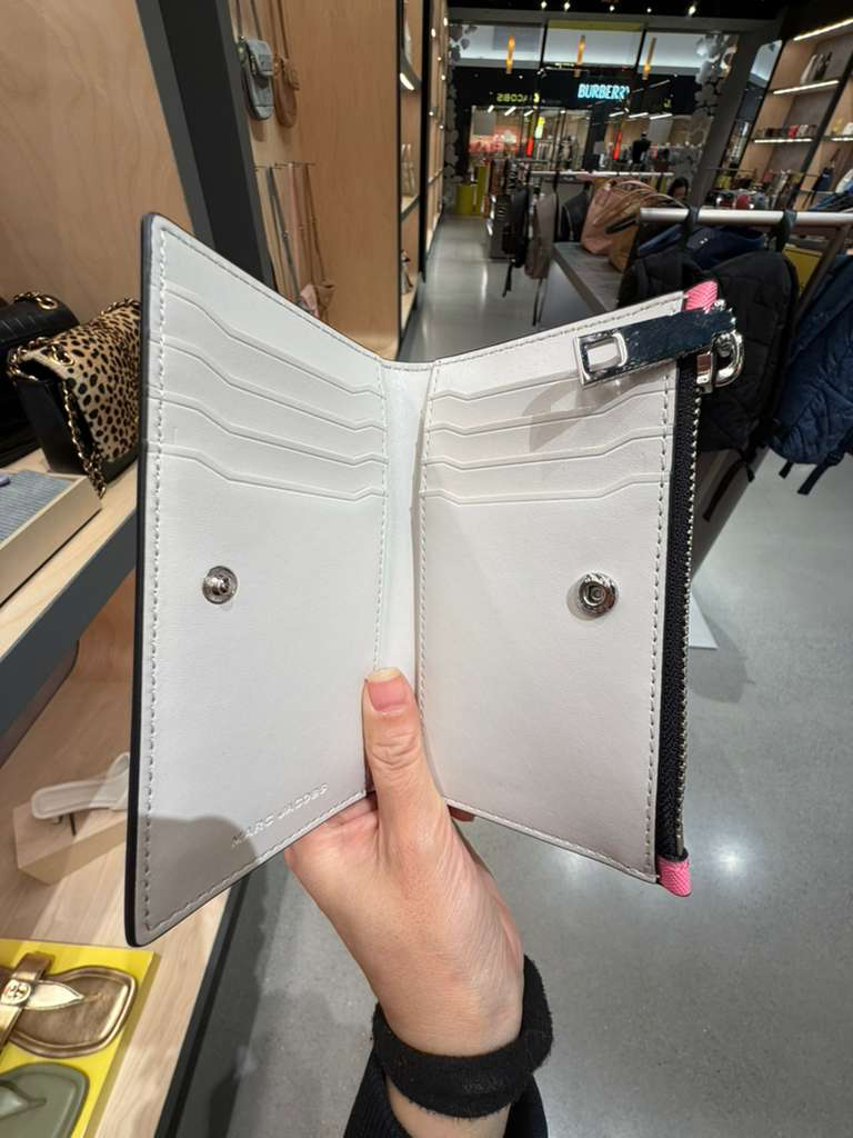 VQ007 Marc Jacobs LOGO拉鏈長銀包