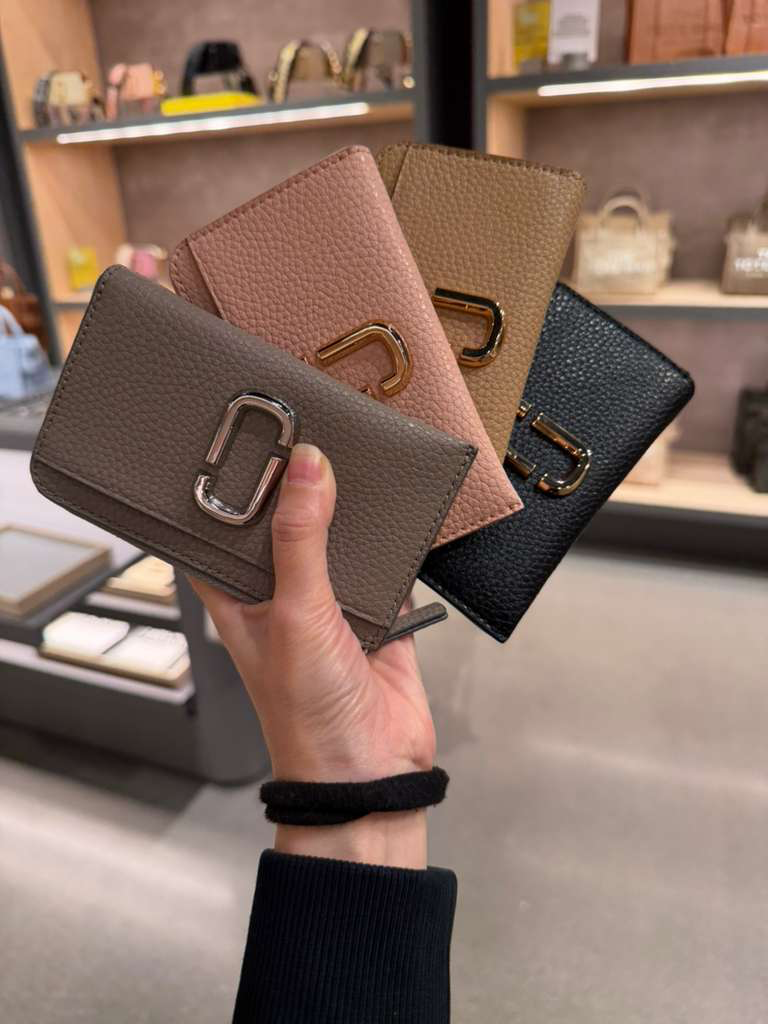 VQ011 Marc Jacobs 3D LOGO卡包