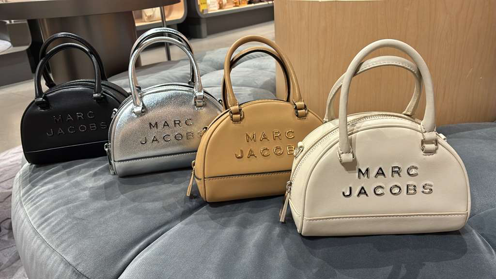 VQ015 Marc Jacobs 3D LOGO單肩包 19x13cm