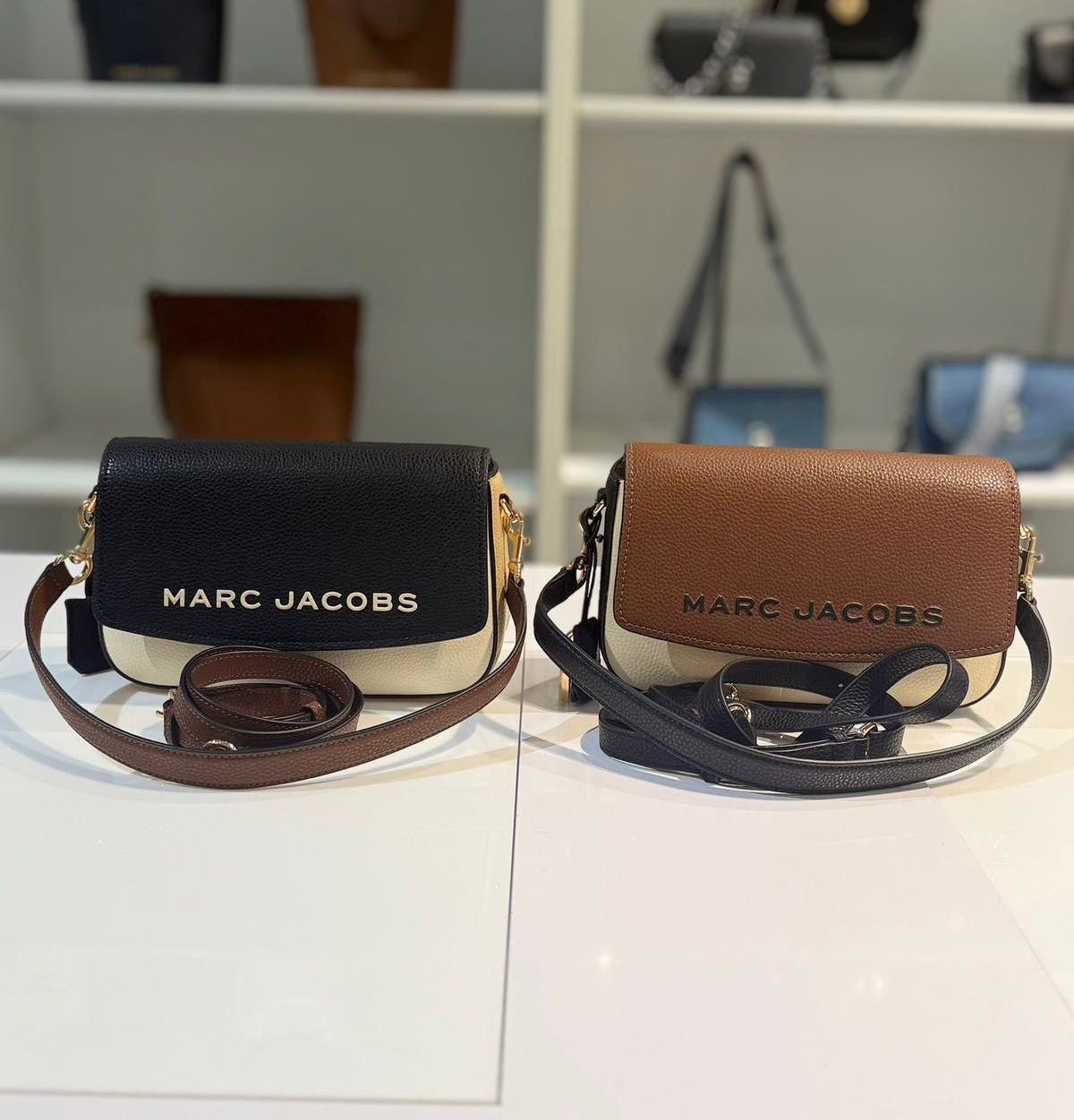 VQ049 Marc Jacobs LOGO皮革CROSS BODY