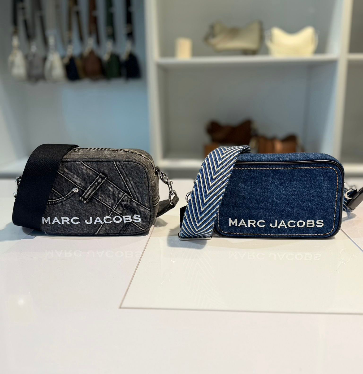 VQ021 Marc Jacobs 牛仔款相機包 23x19cm