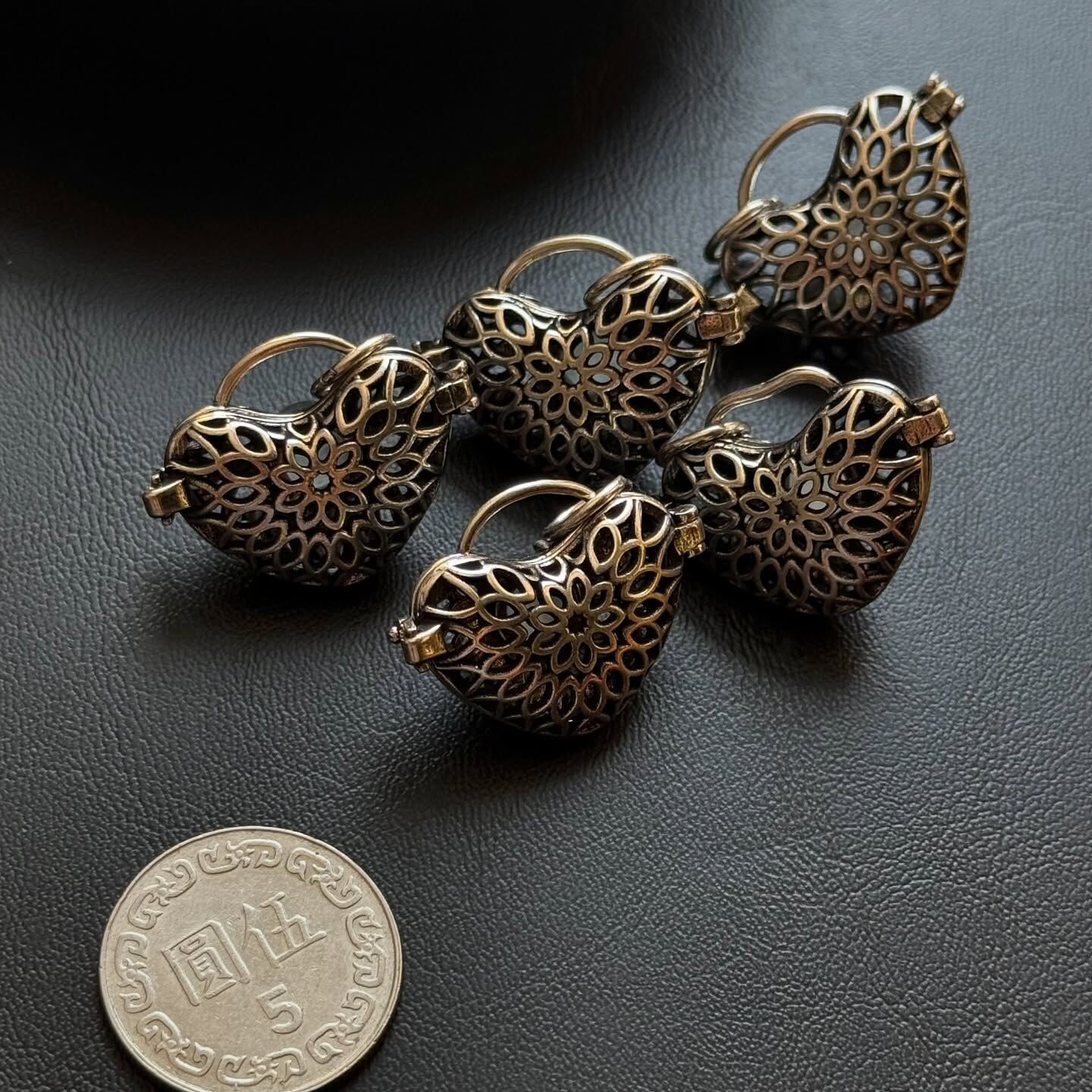 [原石] 海藍寶 愛心盒子項鏈吊墜