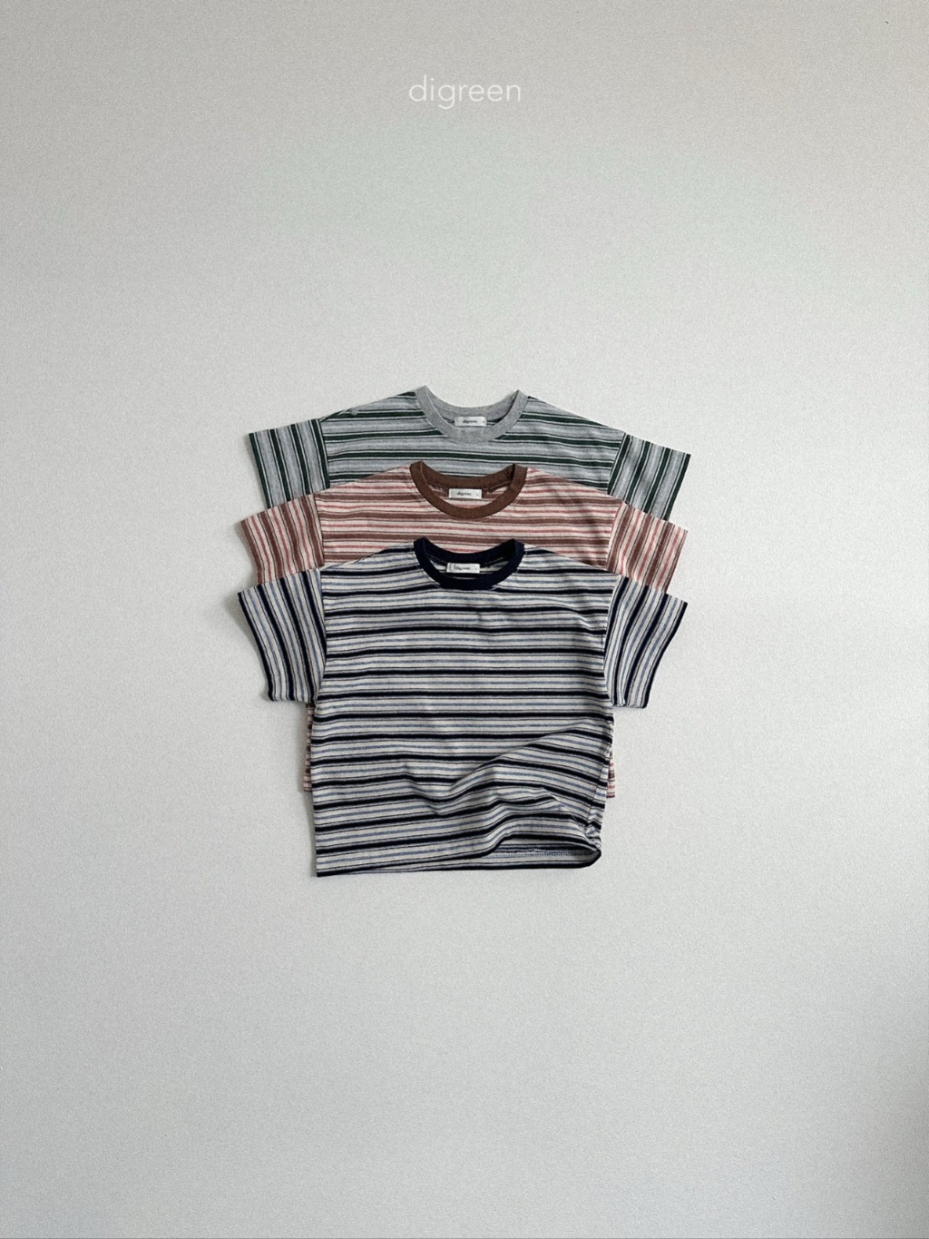 細條短袖日常上衣