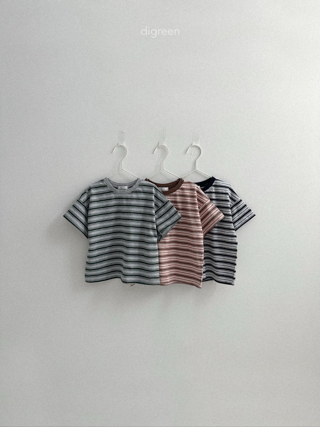 細條短袖日常上衣