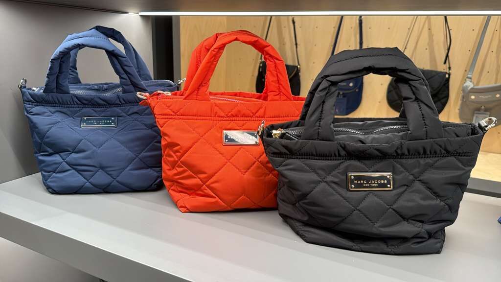 VQ072 Marc Jacobs 淨色壓線菱格單肩袋 32x20cm