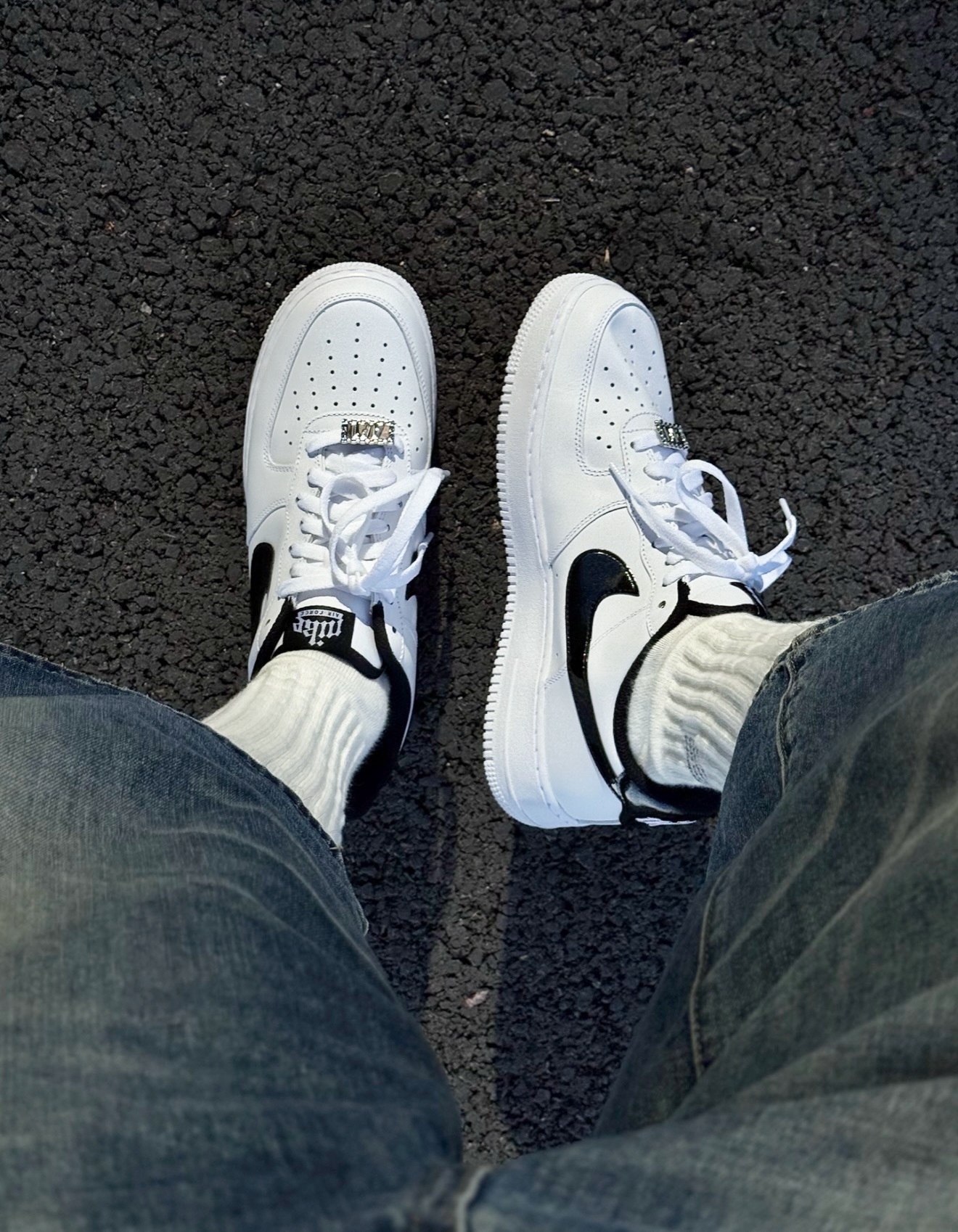 NIKE AIR FORCE 1 07 LV8 White黑色漆皮哥德字 hf2898-101