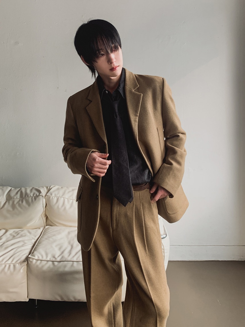 純色羊毛西裝外套