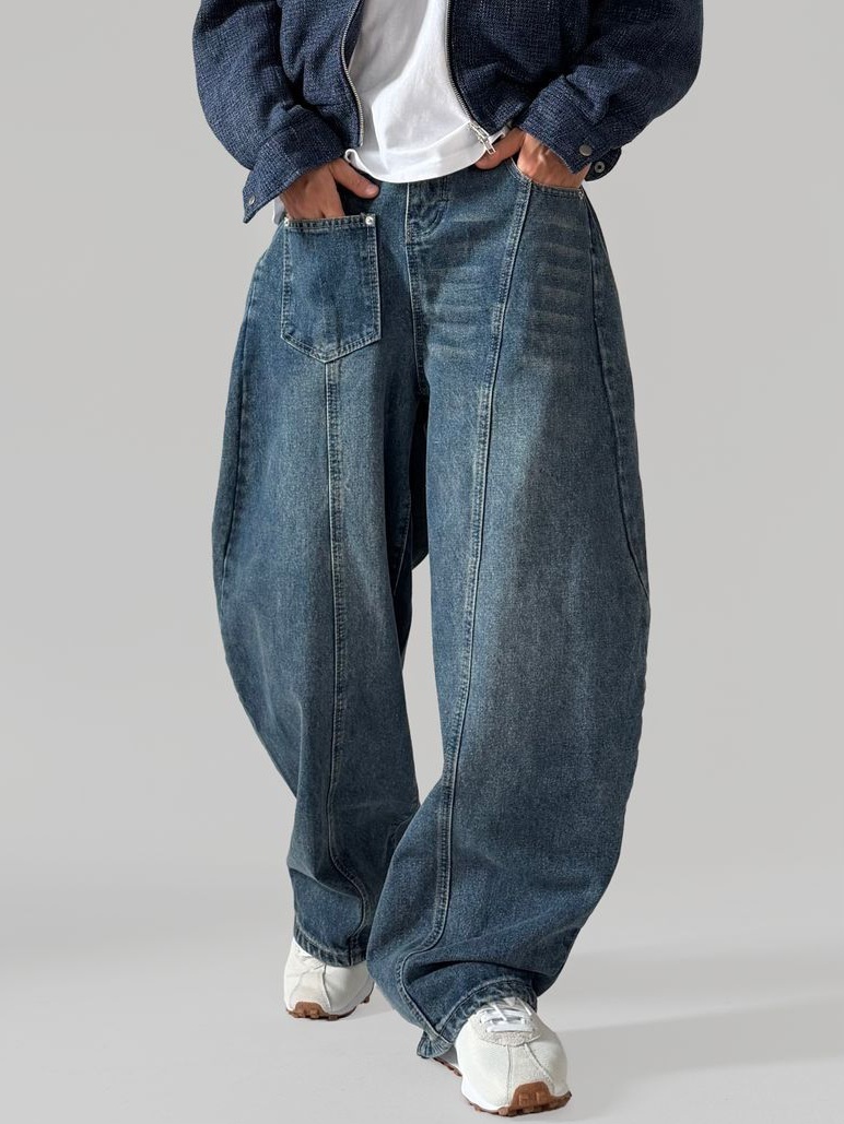 反向口袋按扣寬鬆牛仔褲