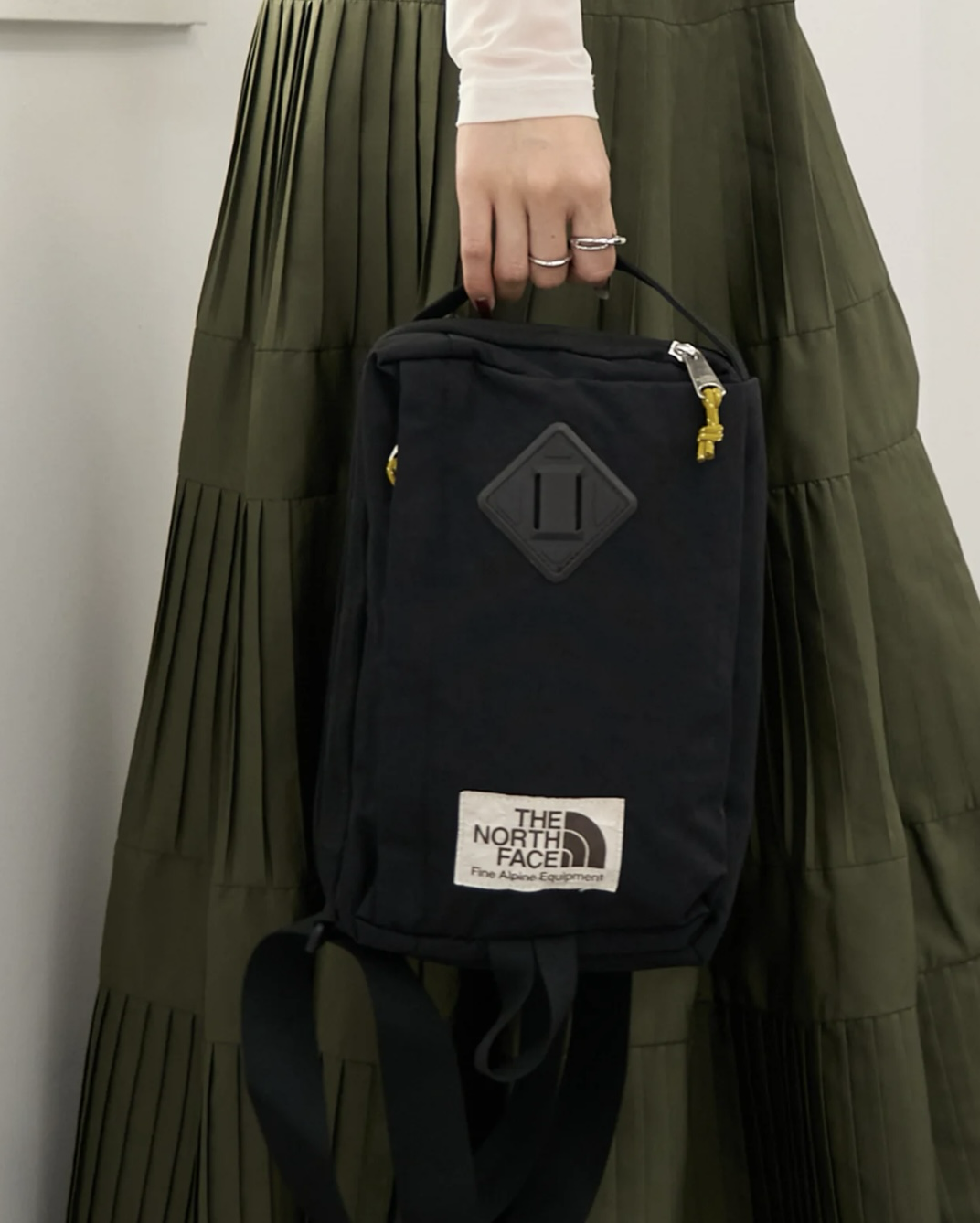 【預購】  The North Face H022119 二用單肩背包