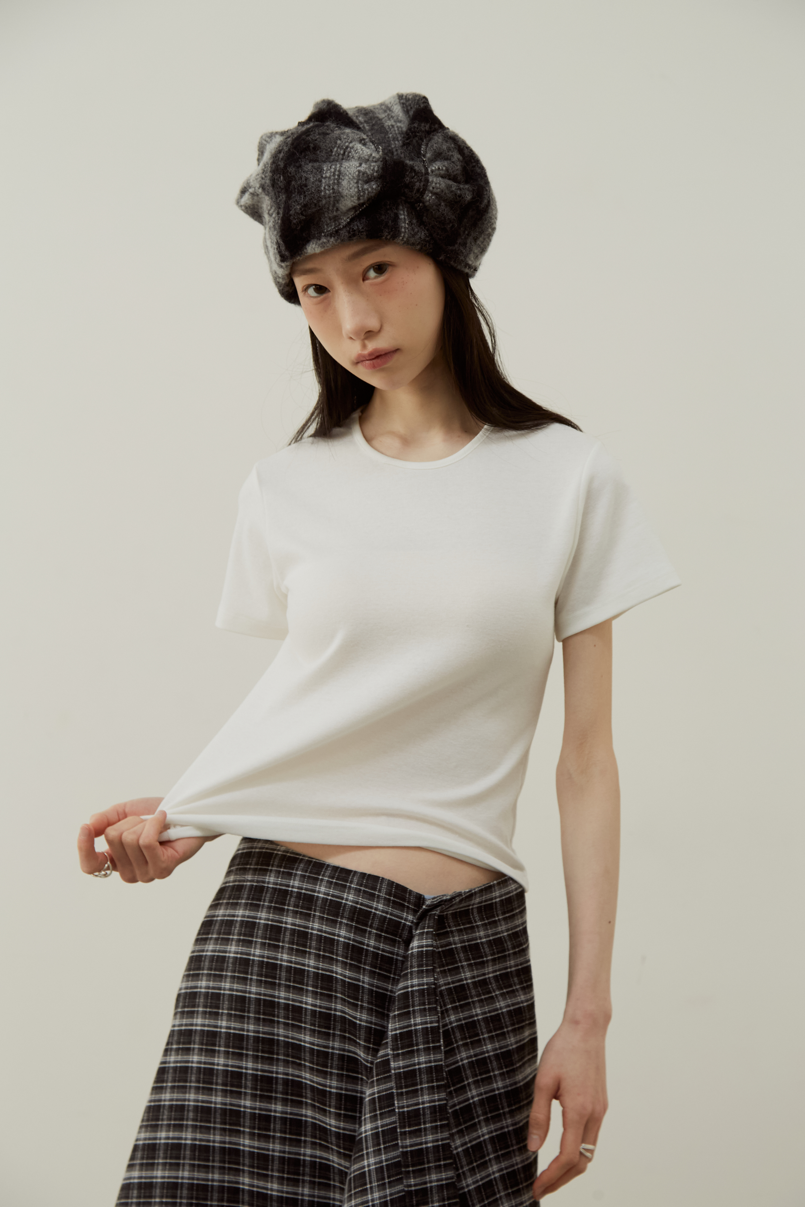 [2nd現貨] TN MADE FW26 - HELD BY FABRIC 圓領短袖上衣 - 白