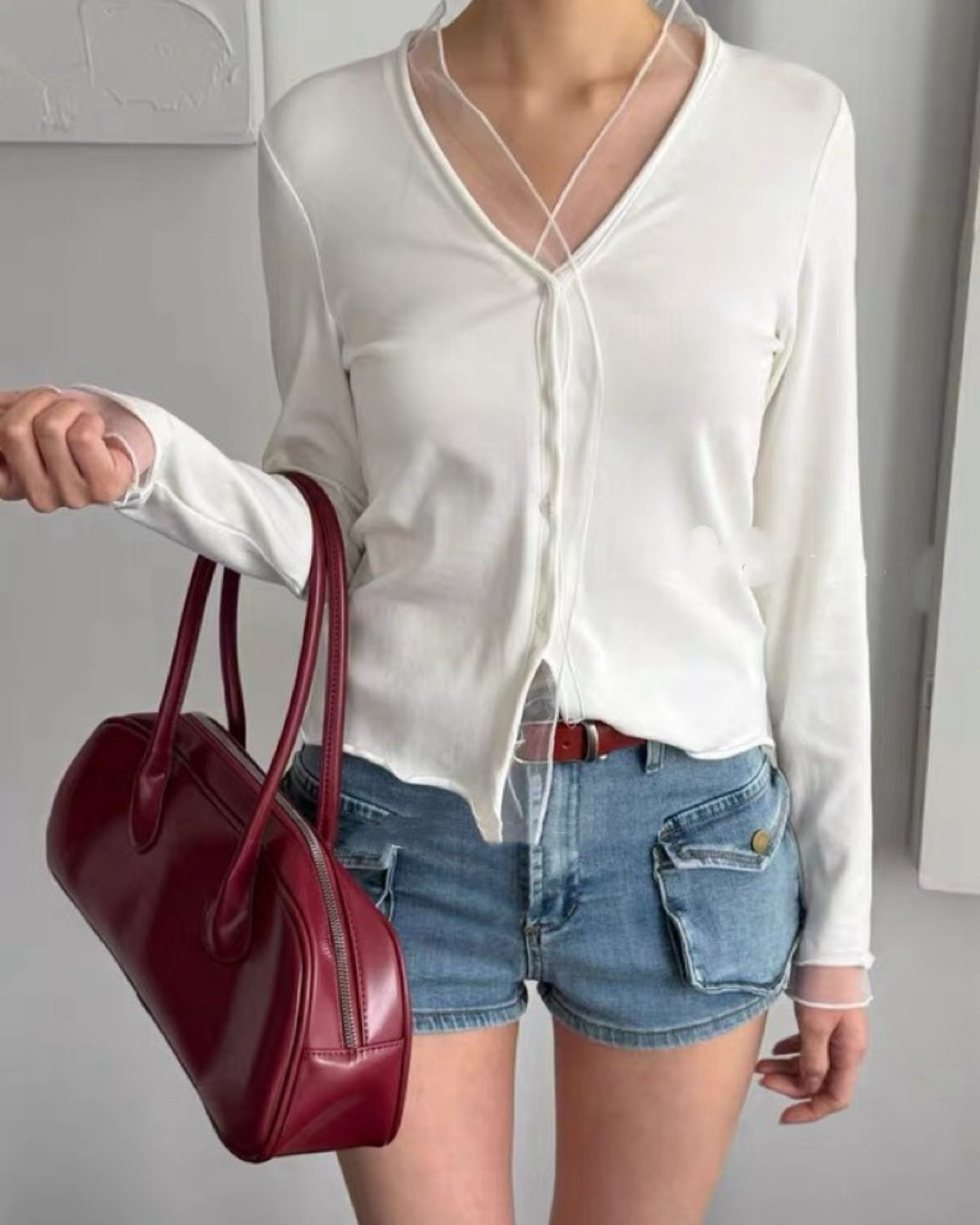 SYMBOL 網紗拼接 V 領長袖開扣上衣