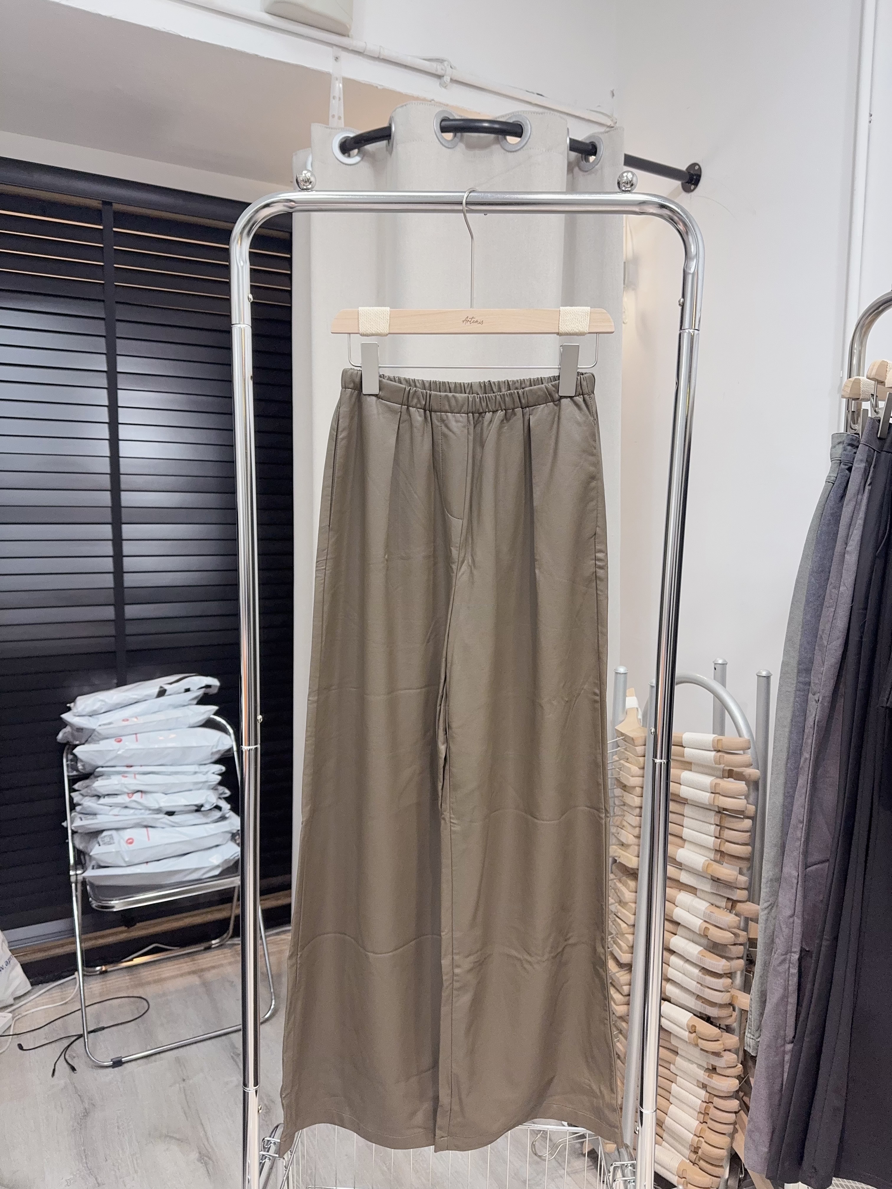 橡筋腰啡色皮褲🤎