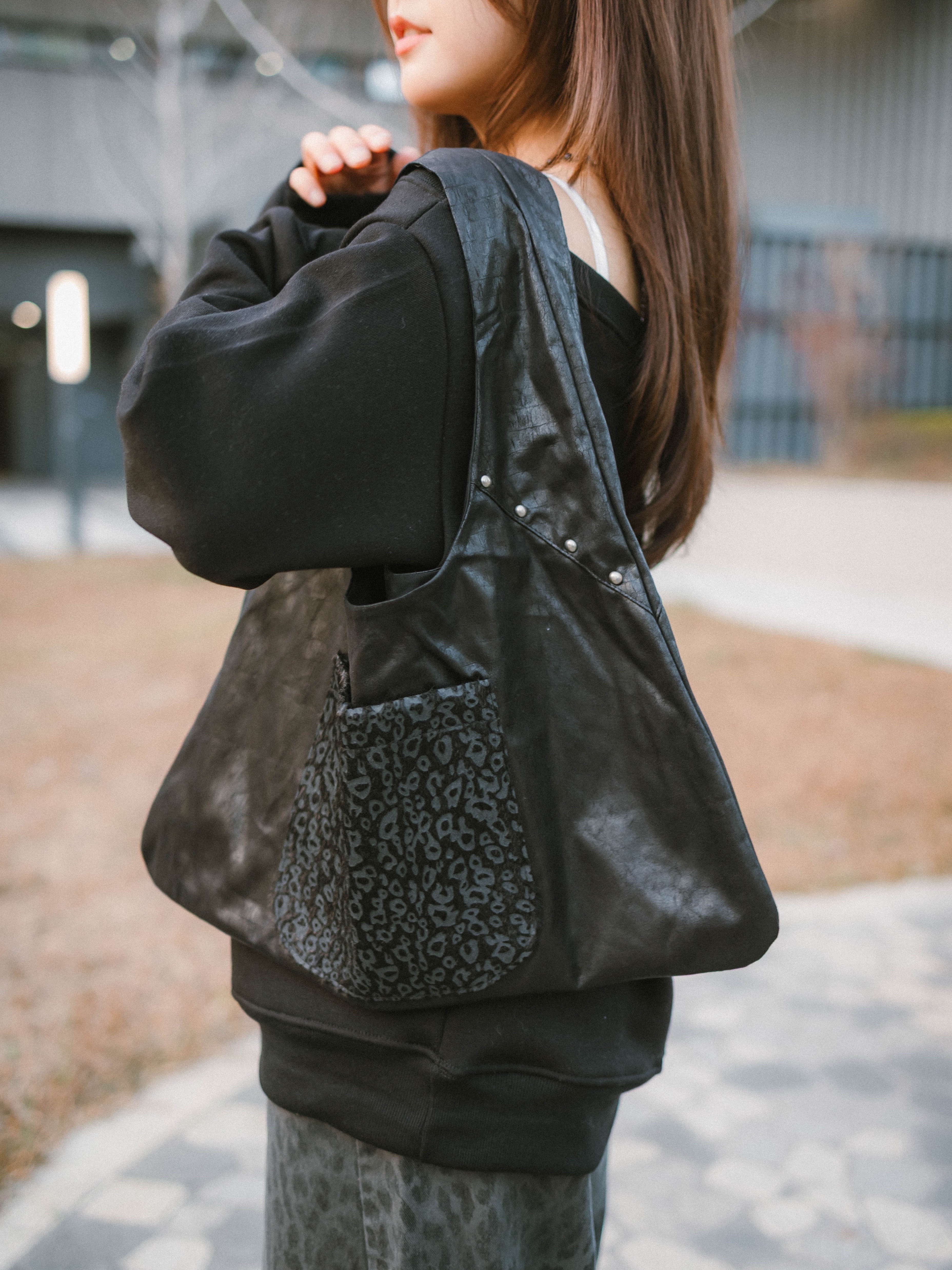 低調野性豹紋皮袋