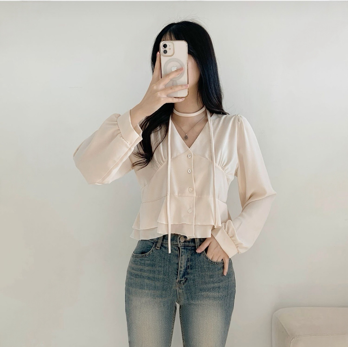 絲滑荷葉邊圍巾襯衫