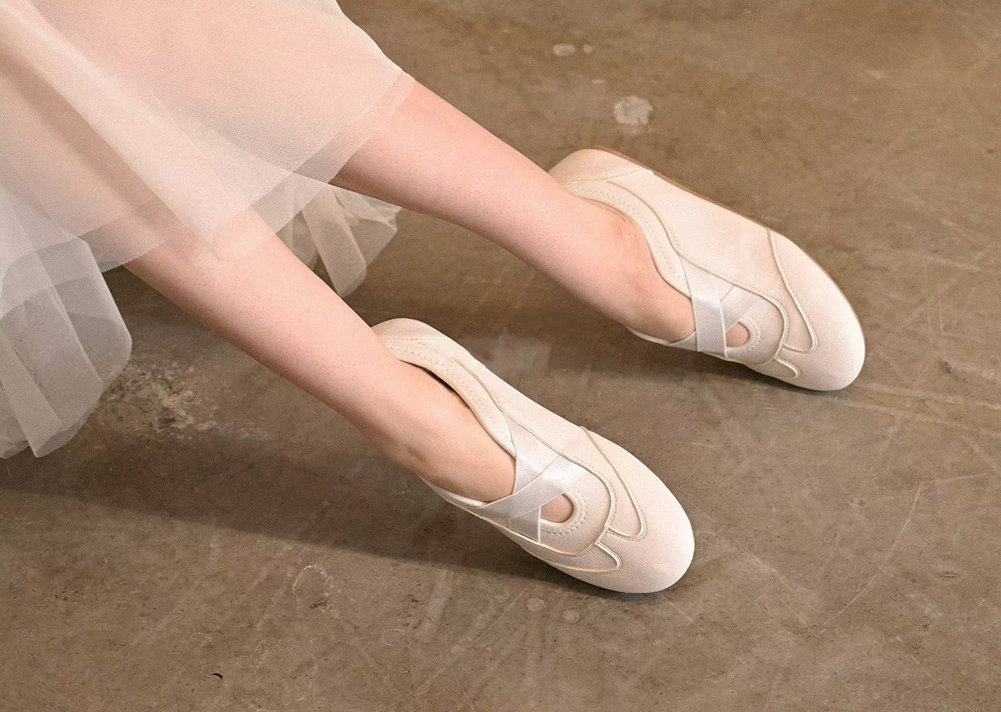 Balletcore交叉帶休閑波鞋