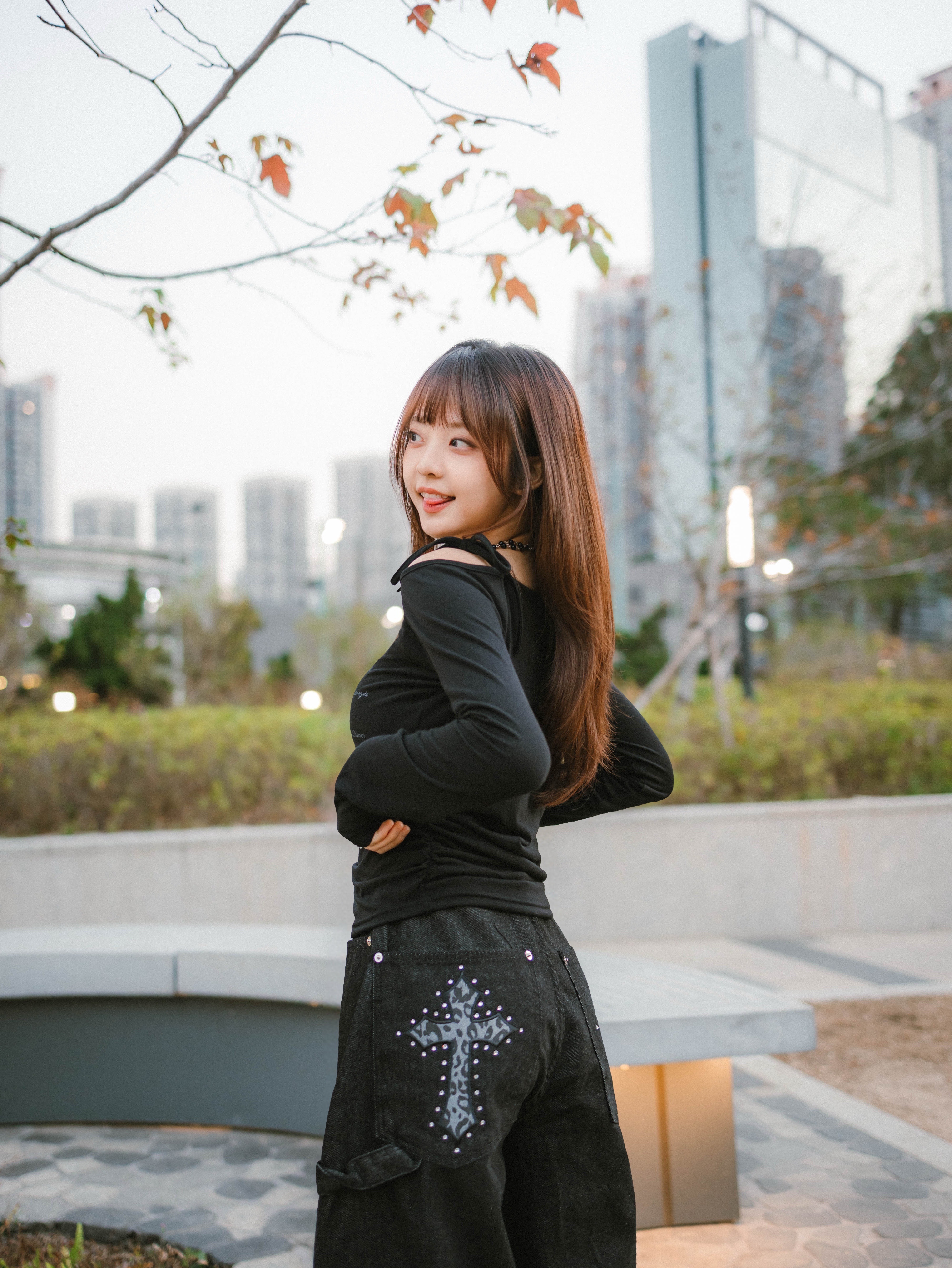 【現貨】豹紋十字架彎刀褲