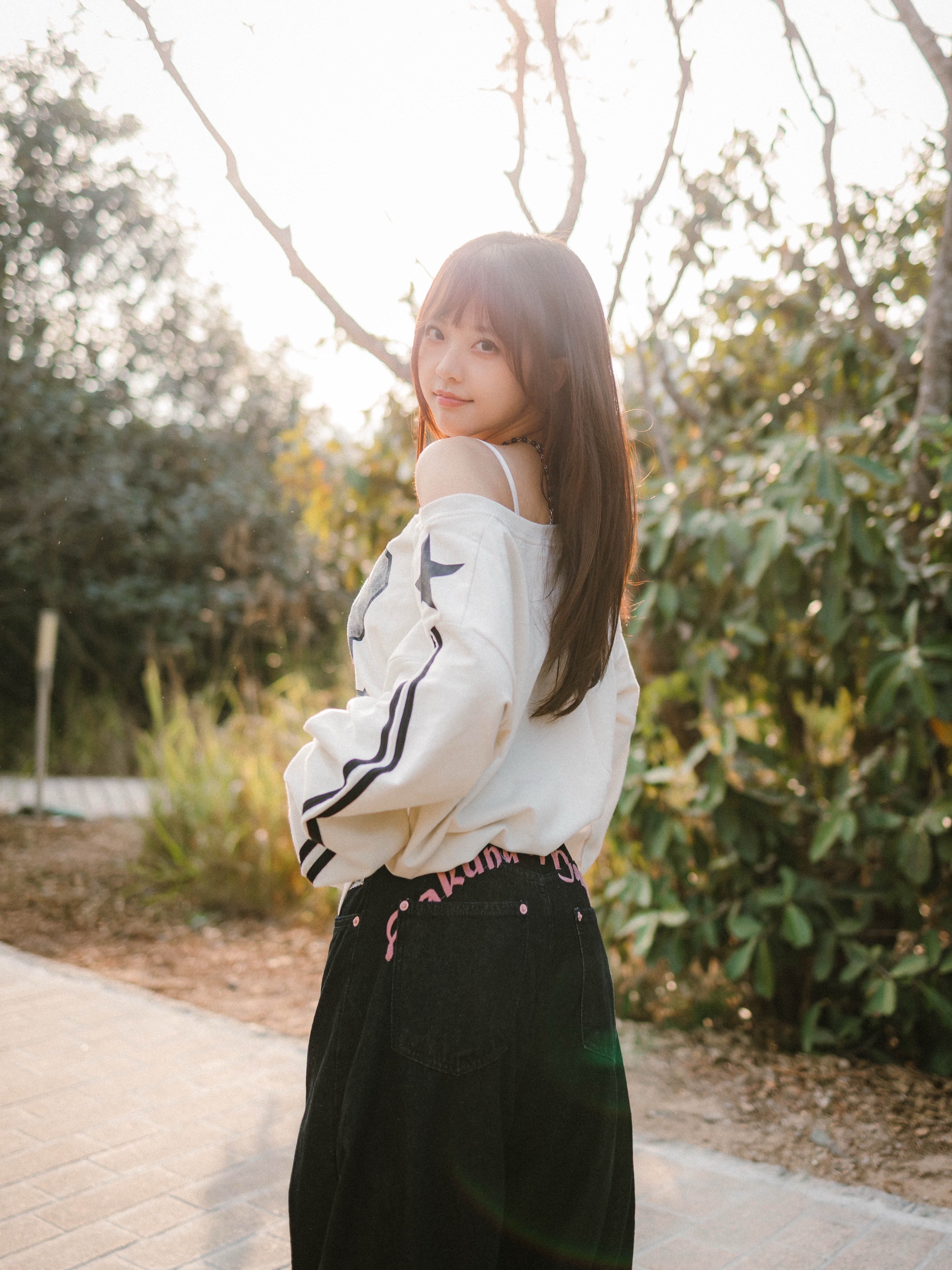 【現貨】Sakura Matata彎刀褲